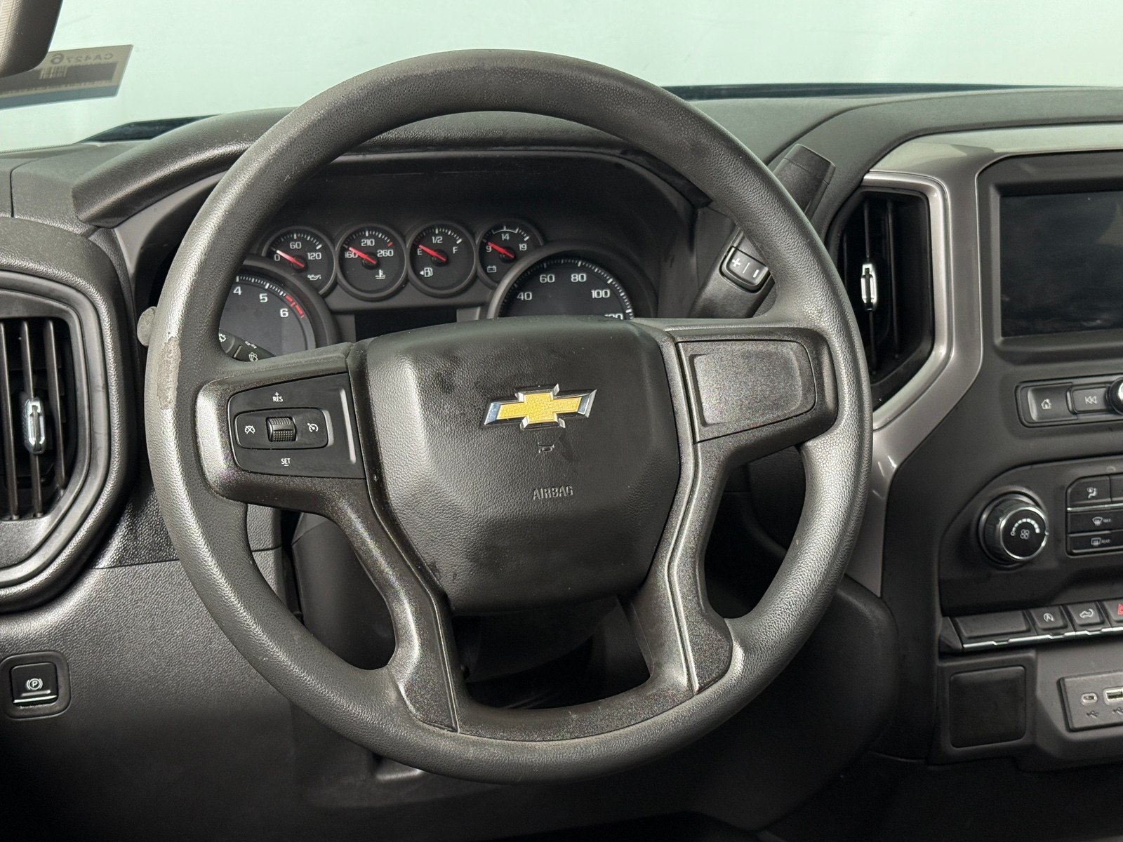 Thumbnail: 2022 Chevrolet Silverado 1500 - 5