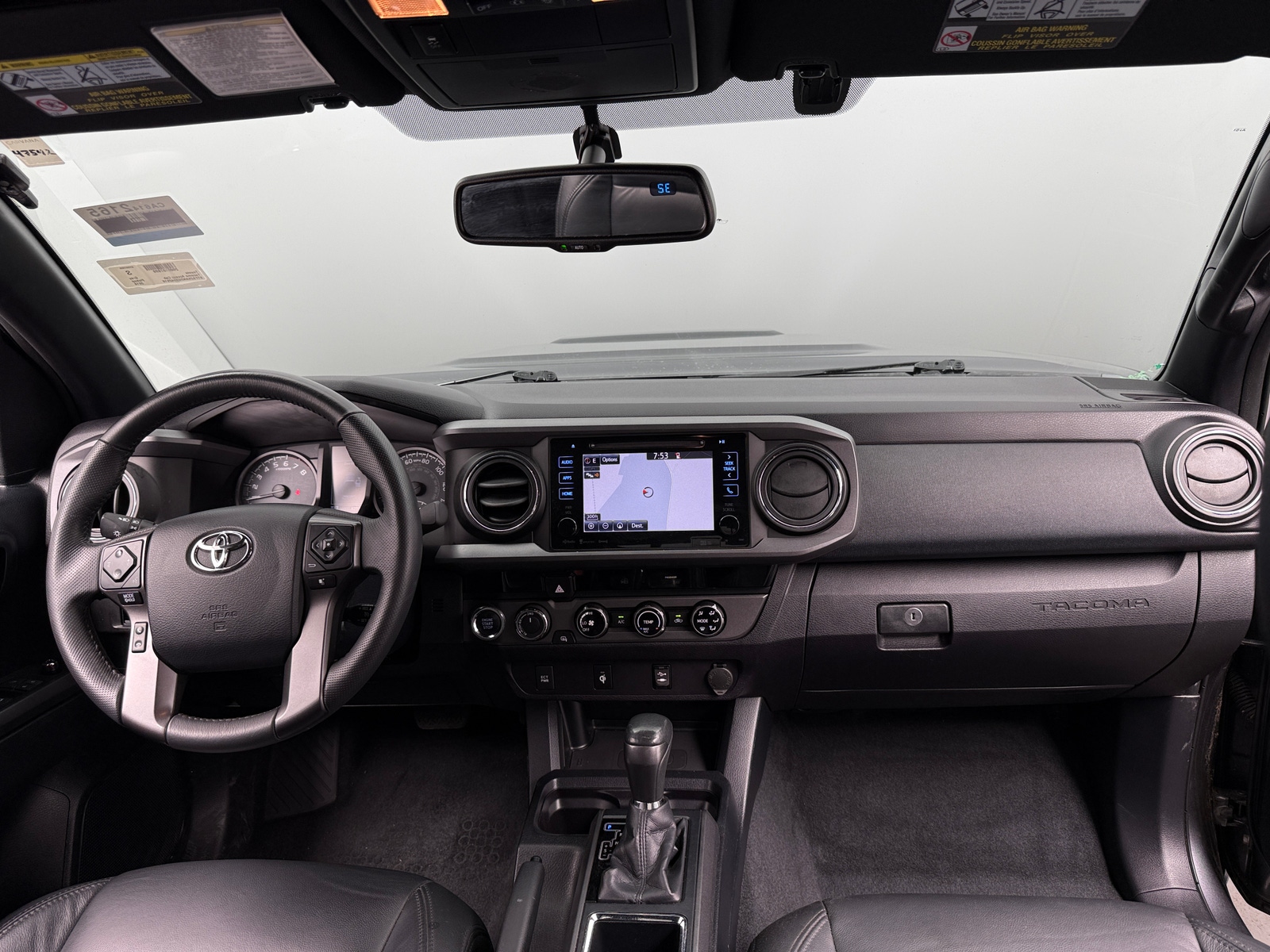 Thumbnail: 2016 Toyota Tacoma - 3