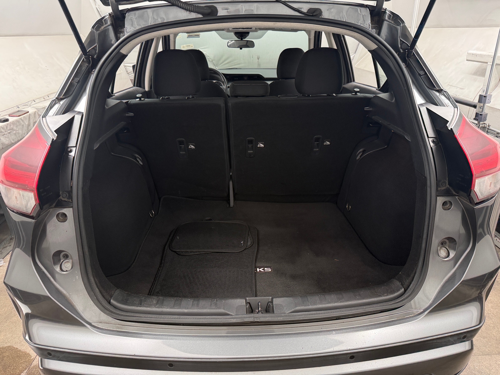 Thumbnail: 2021 Nissan Kicks - 7