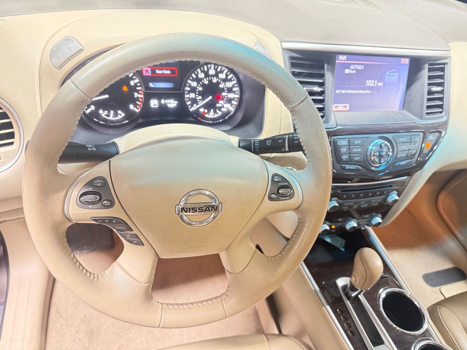 Thumbnail: 2015 Nissan Pathfinder - 4