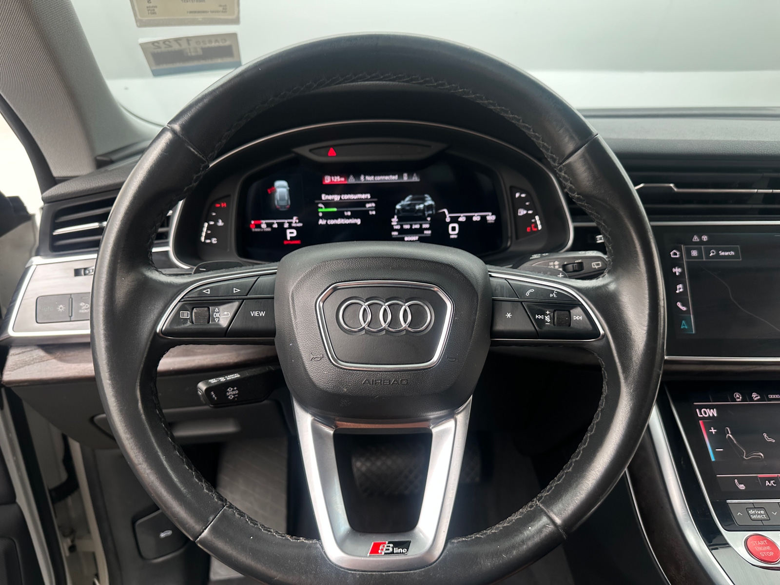 Thumbnail: 2021 Audi Q8 - 4