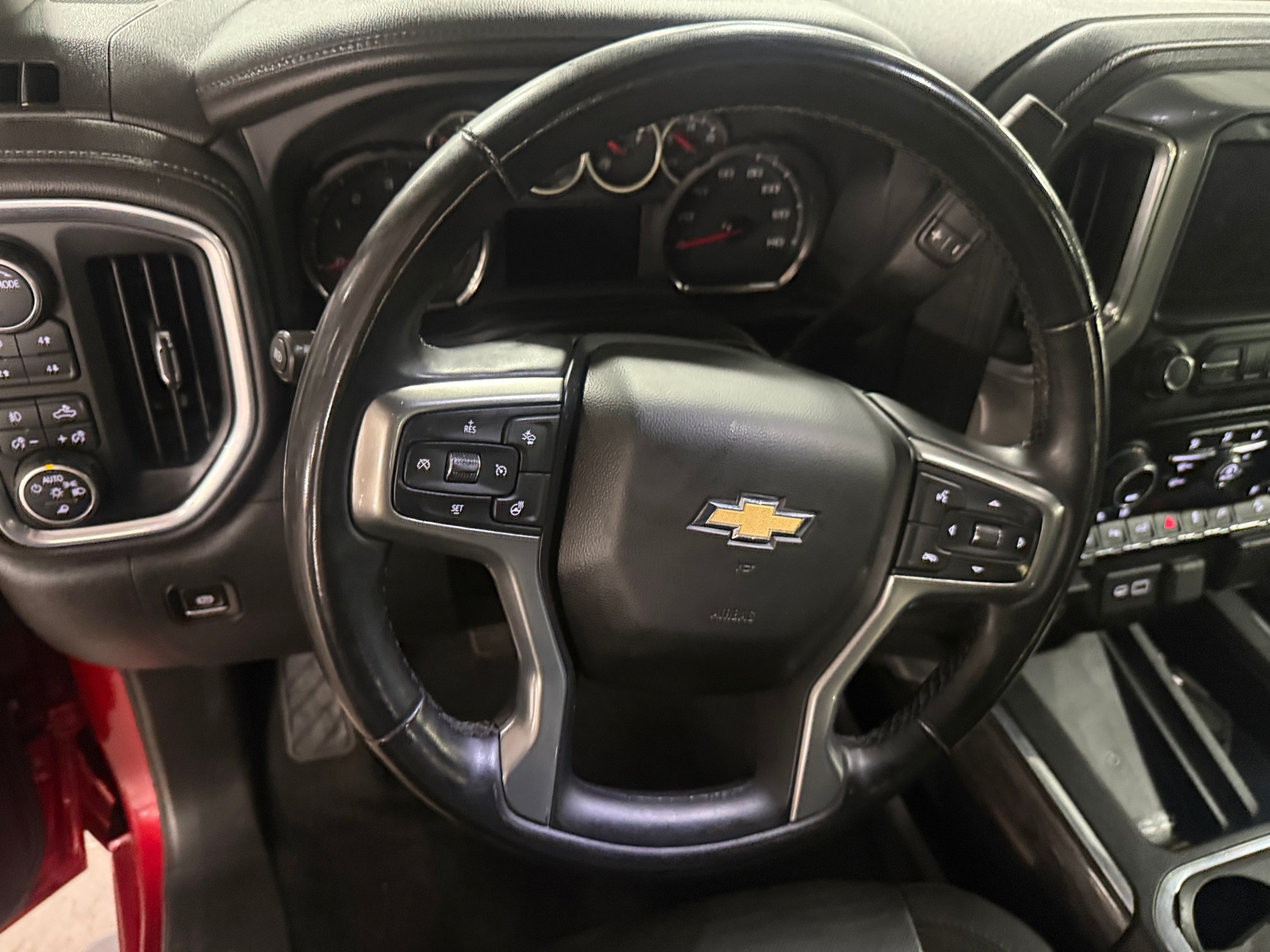 Thumbnail: 2023 Chevrolet Silverado 2500 - 4