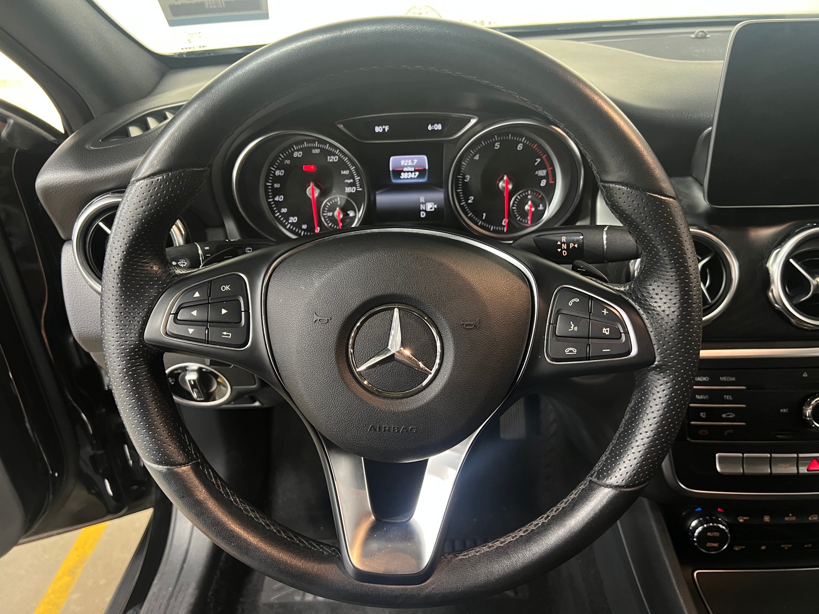 Thumbnail: 2020 Mercedes-Benz GLA - 4