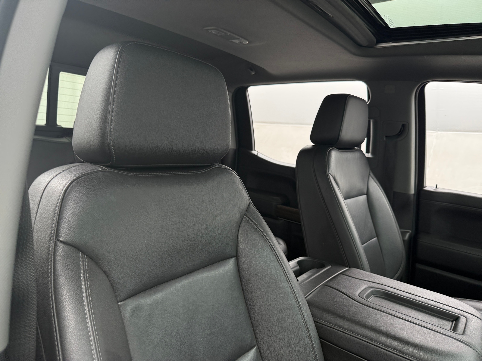 Thumbnail: 2021 Chevrolet Silverado 1500 - 2