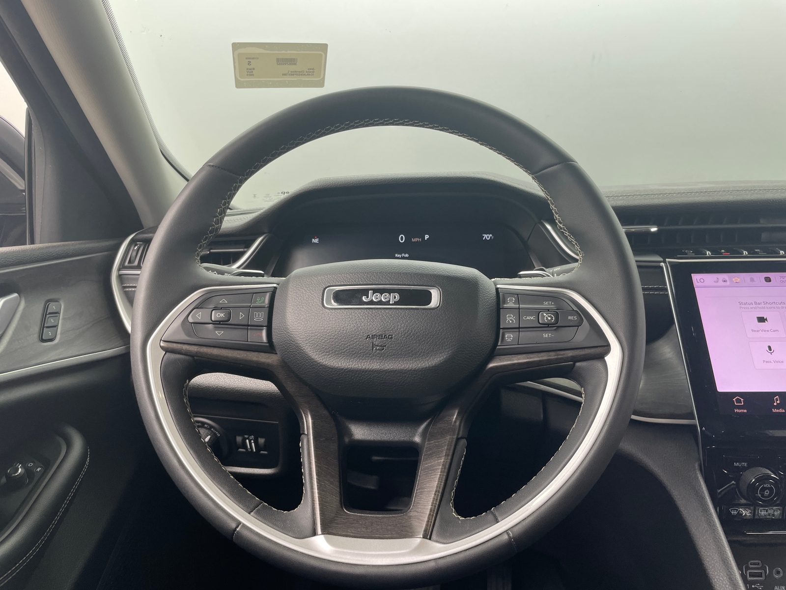 Thumbnail: 2023 Jeep Grand Cherokee L - 4