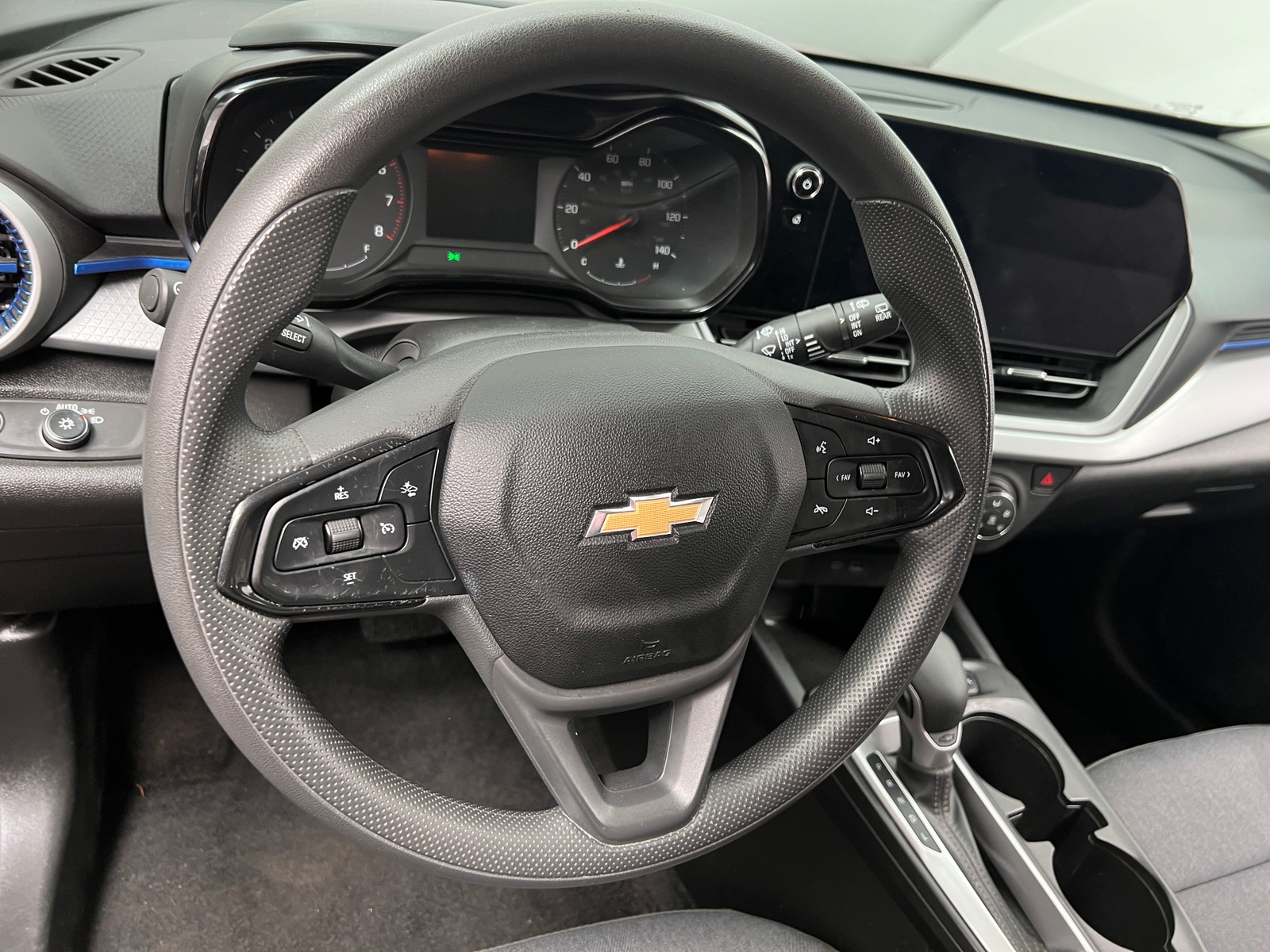Thumbnail: 2024 Chevrolet Trax - 5