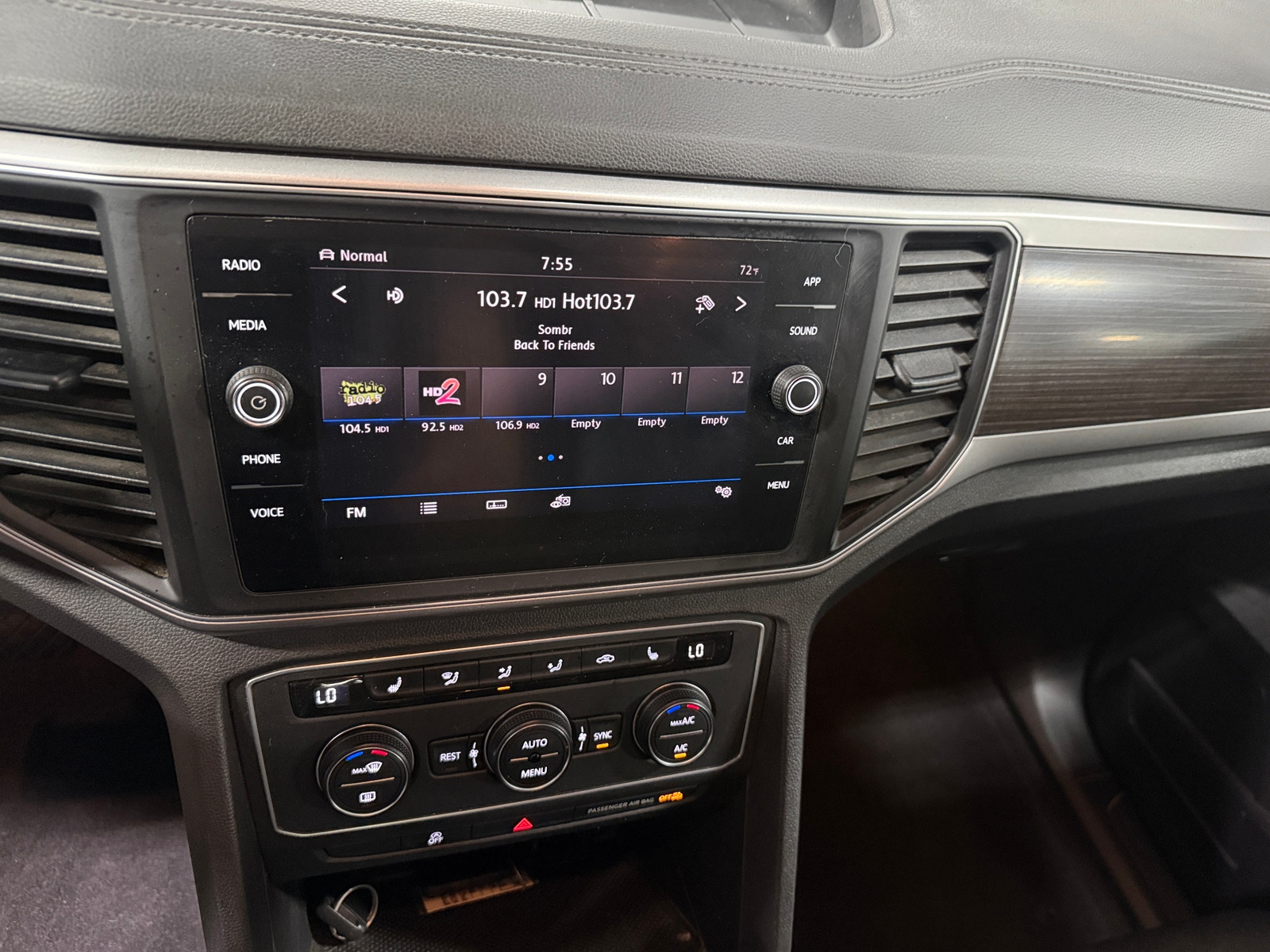 Thumbnail: 2019 Volkswagen Atlas - 3