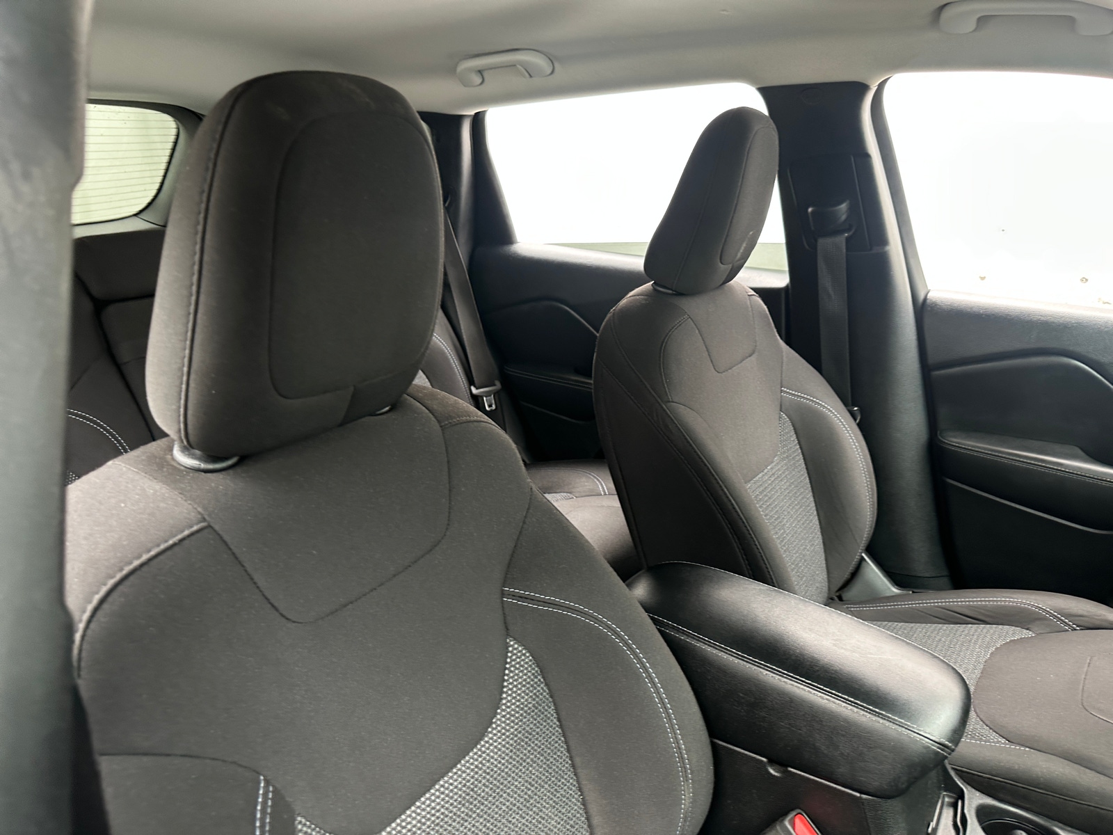 Thumbnail: 2019 Jeep Cherokee - 2