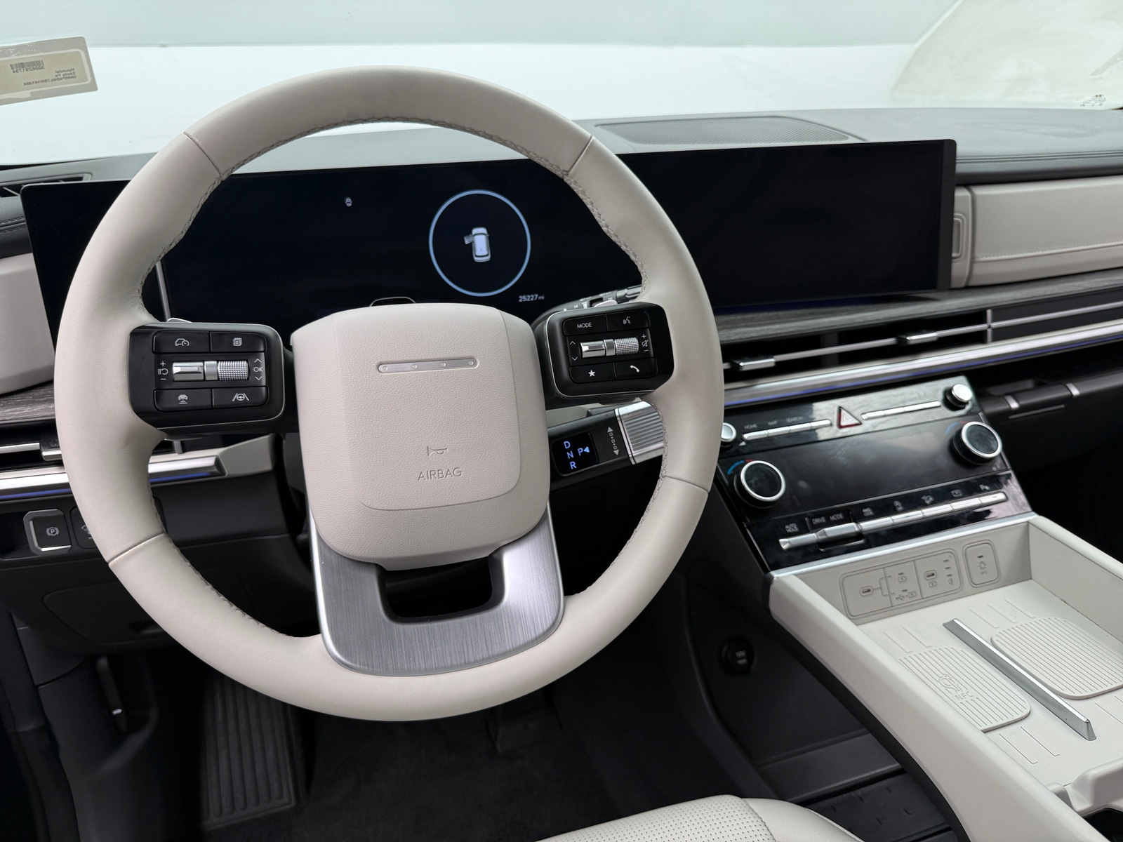 Thumbnail: 2025 Hyundai Santa Fe - 4