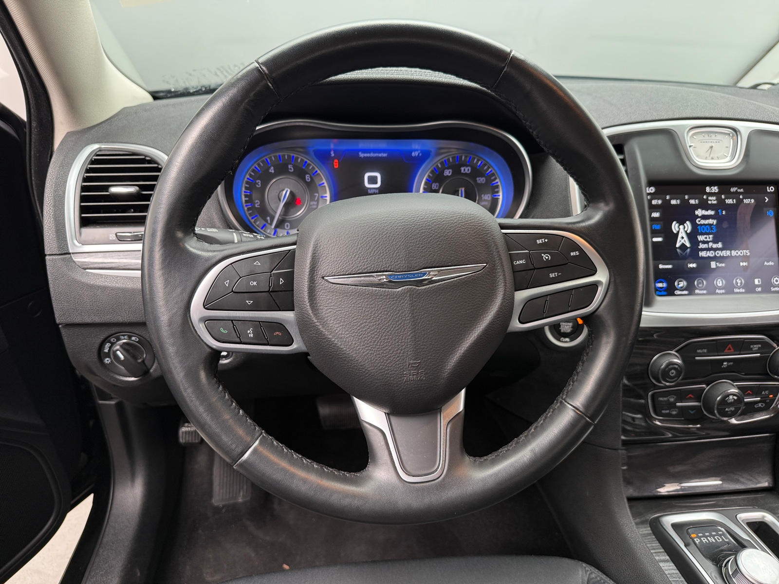 Thumbnail: 2019 Chrysler 300 - 5