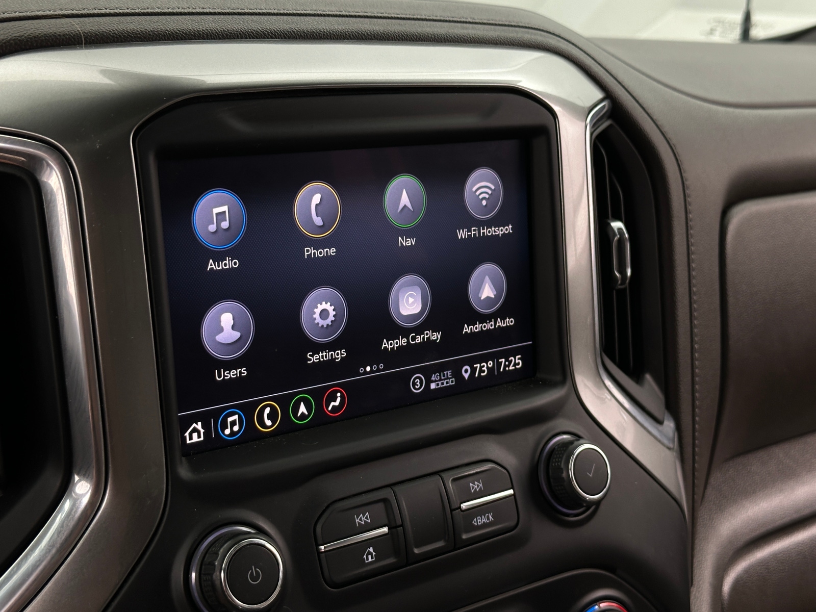 Thumbnail: 2020 Chevrolet Silverado 1500 - 3