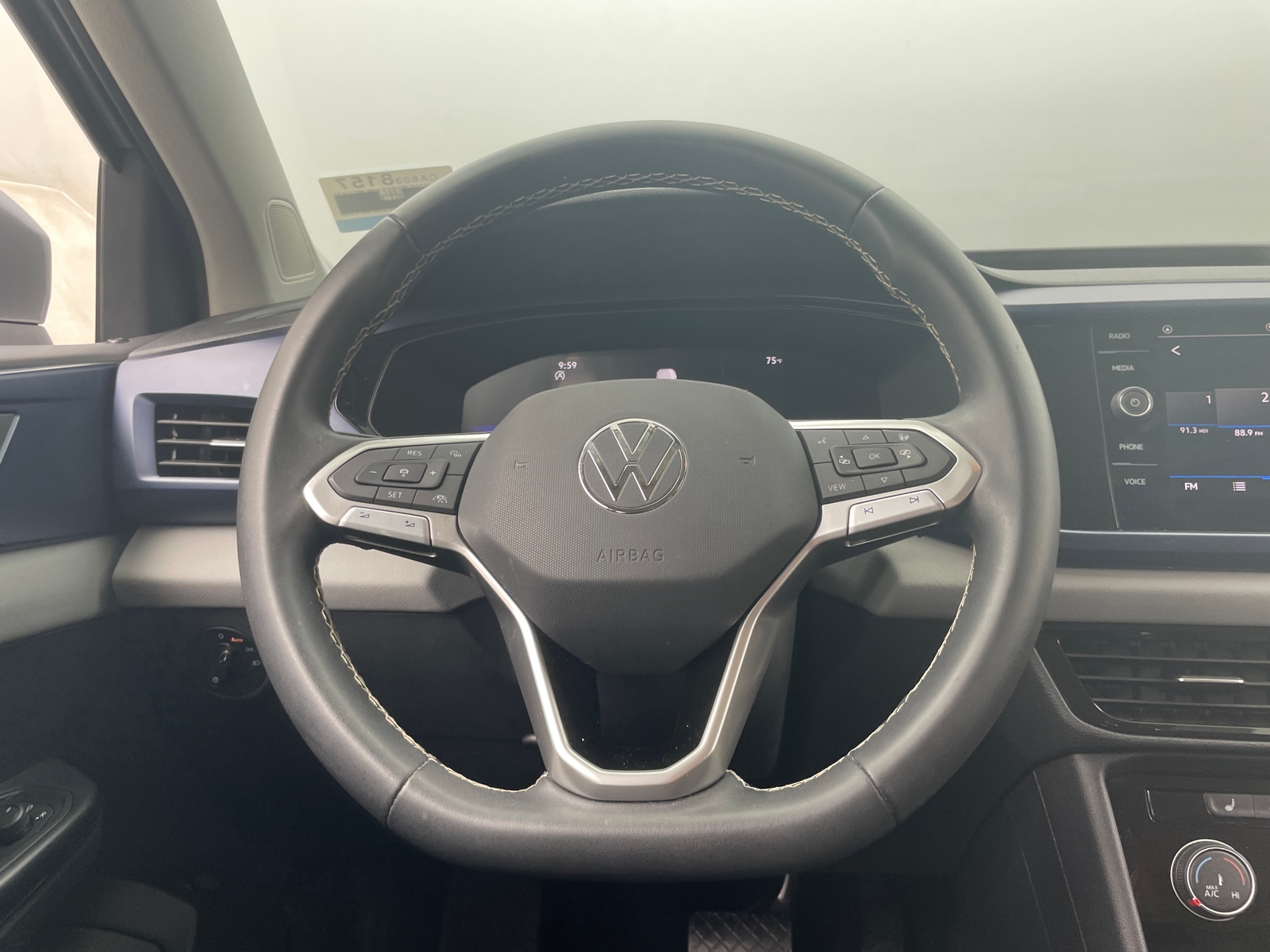 Thumbnail: 2023 Volkswagen Taos - 5