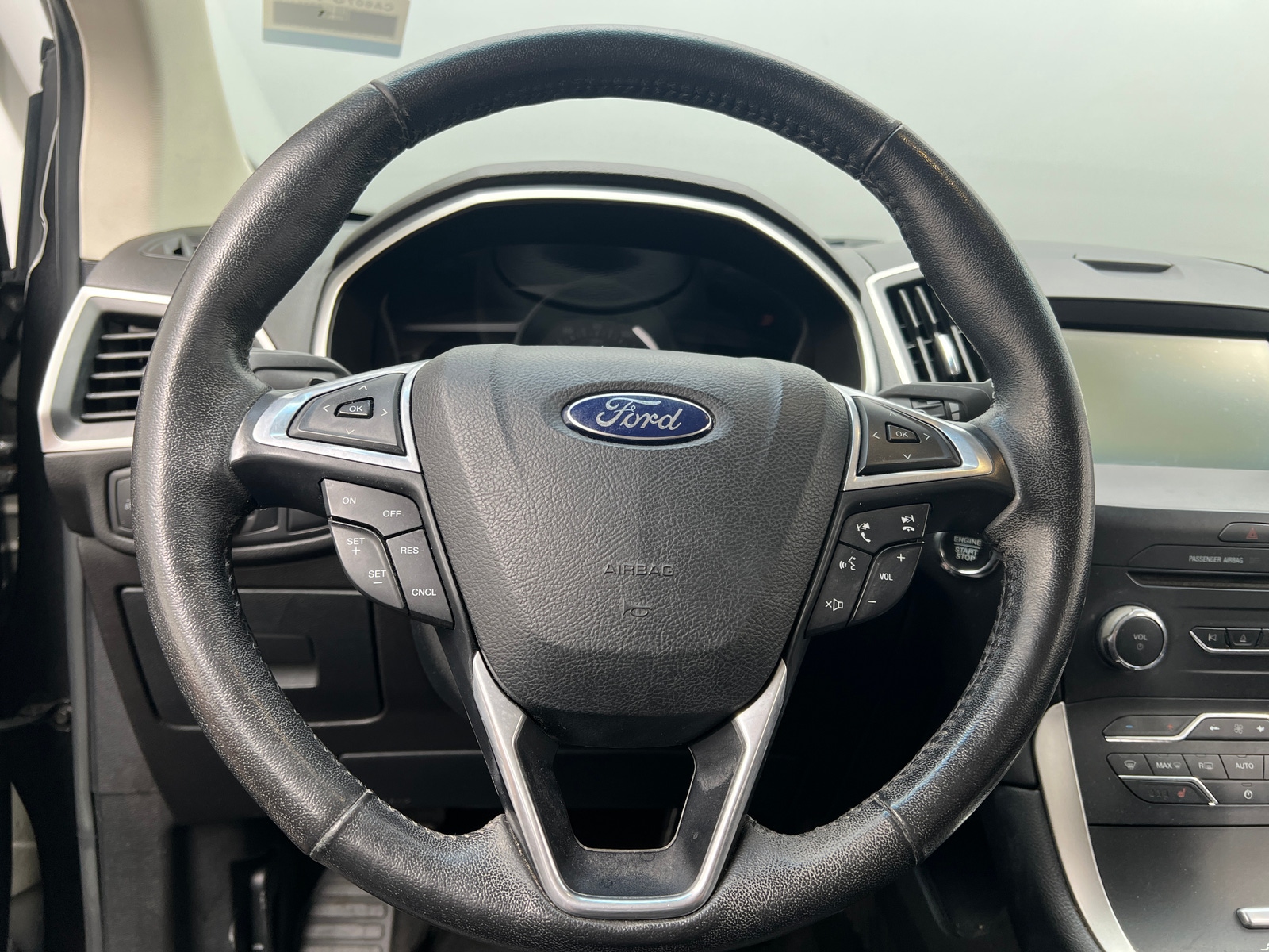 Thumbnail: 2015 Ford Edge - 4