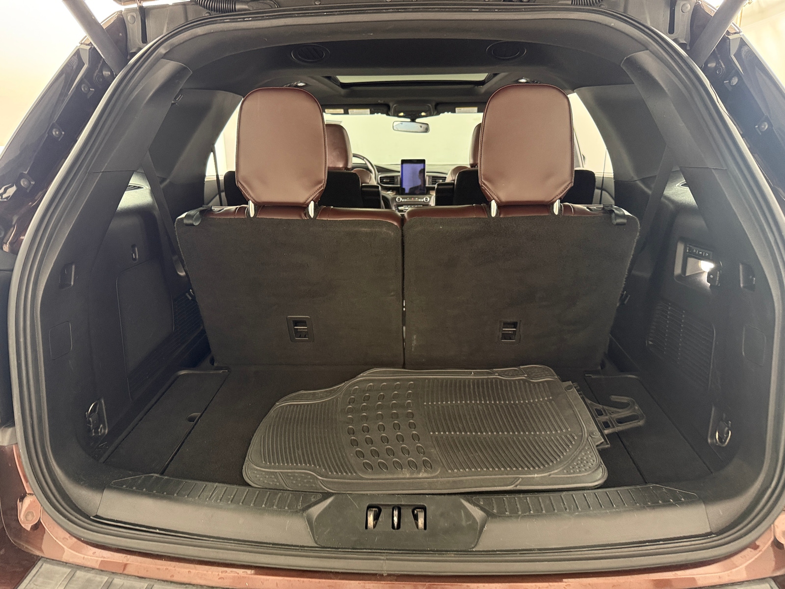 Thumbnail: 2020 Ford Explorer - 6