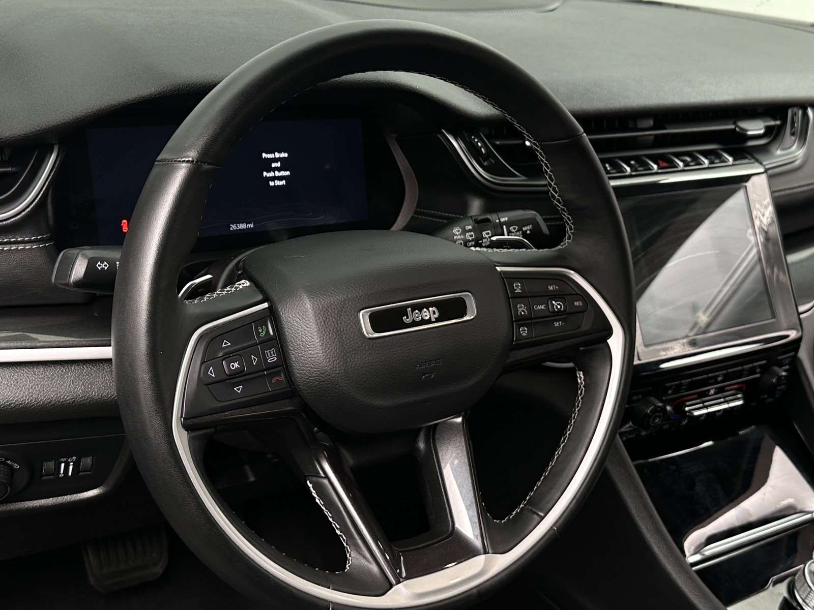 Thumbnail: 2022 Jeep Grand Cherokee L - 5