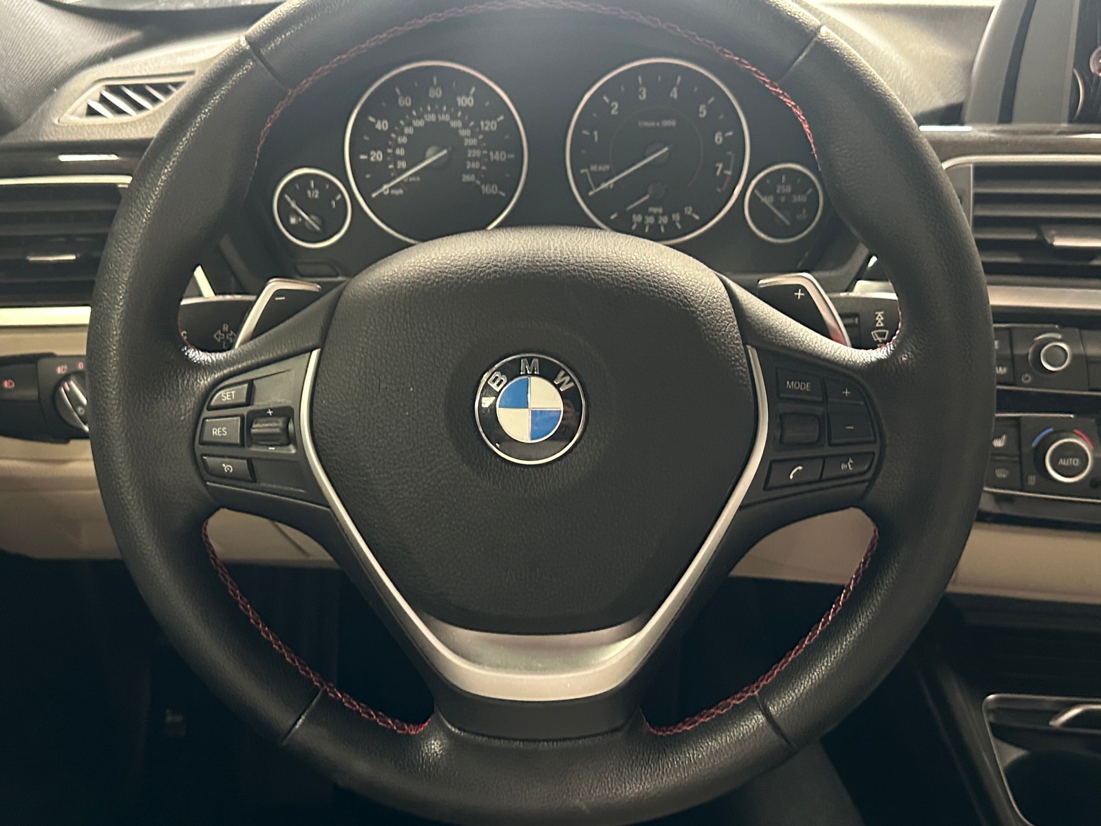 Thumbnail: 2016 BMW 3 Series - 4