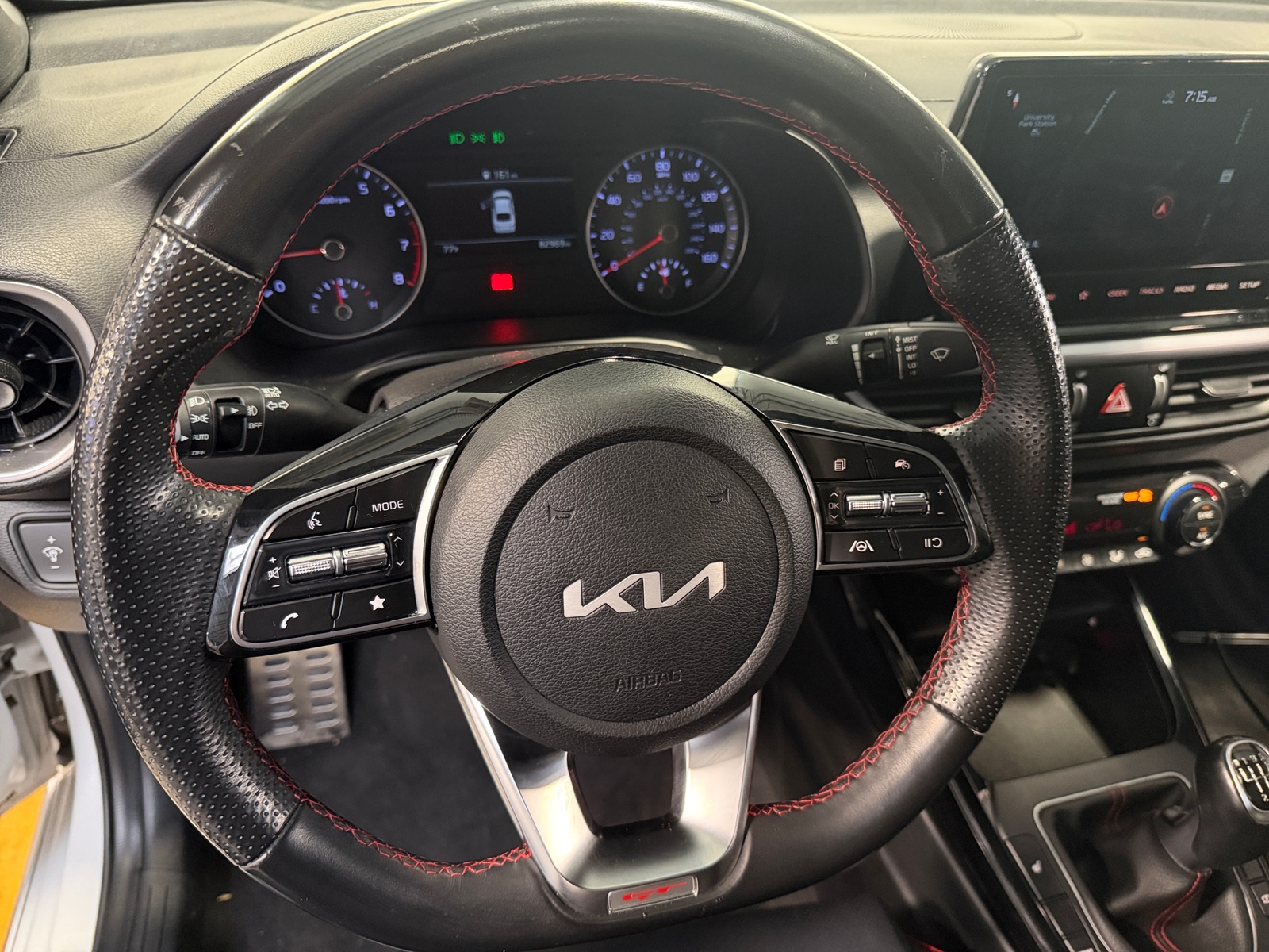 Thumbnail: 2022 Kia Forte - 4