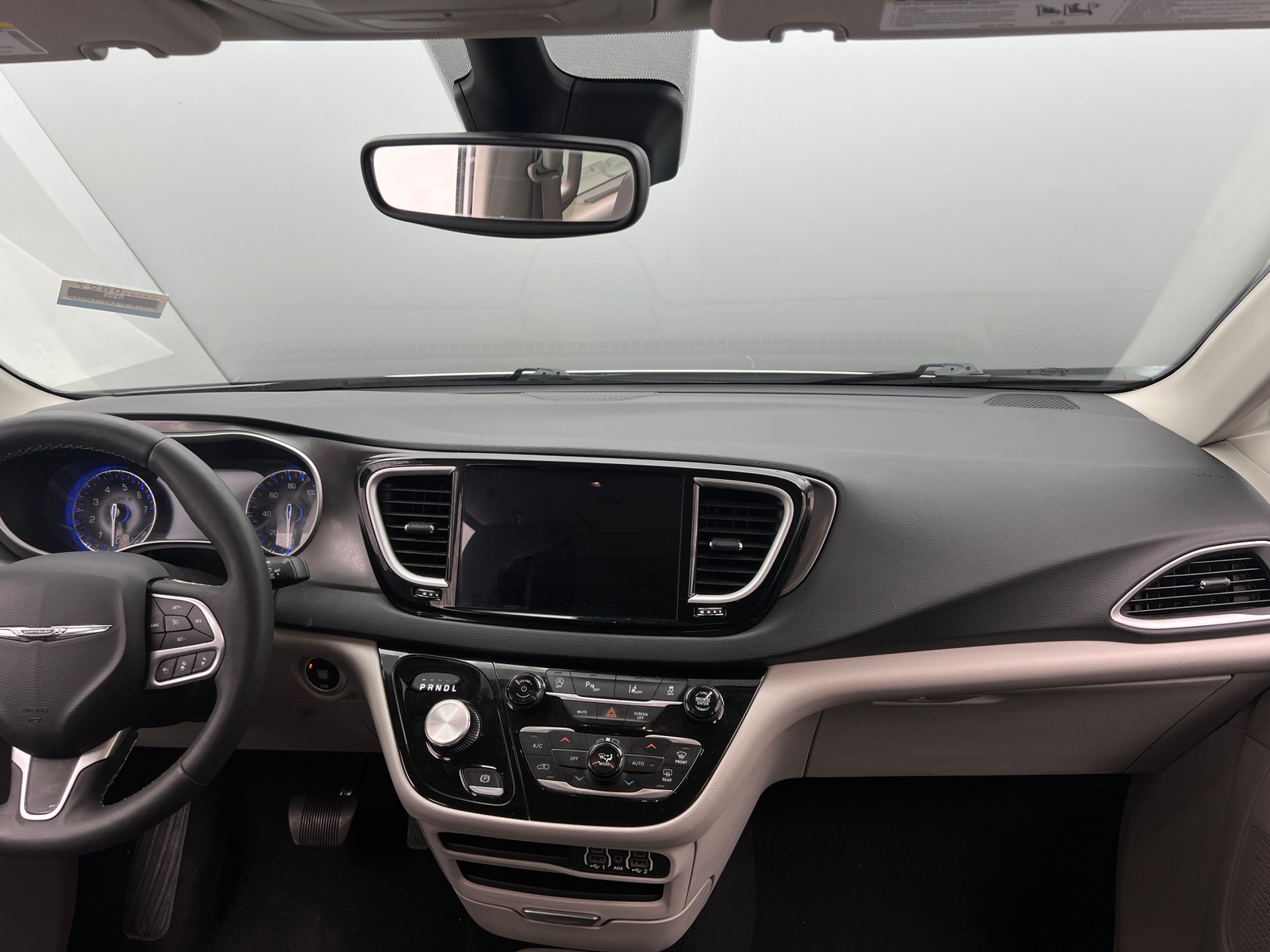 Thumbnail: 2023 Chrysler Pacifica - 2