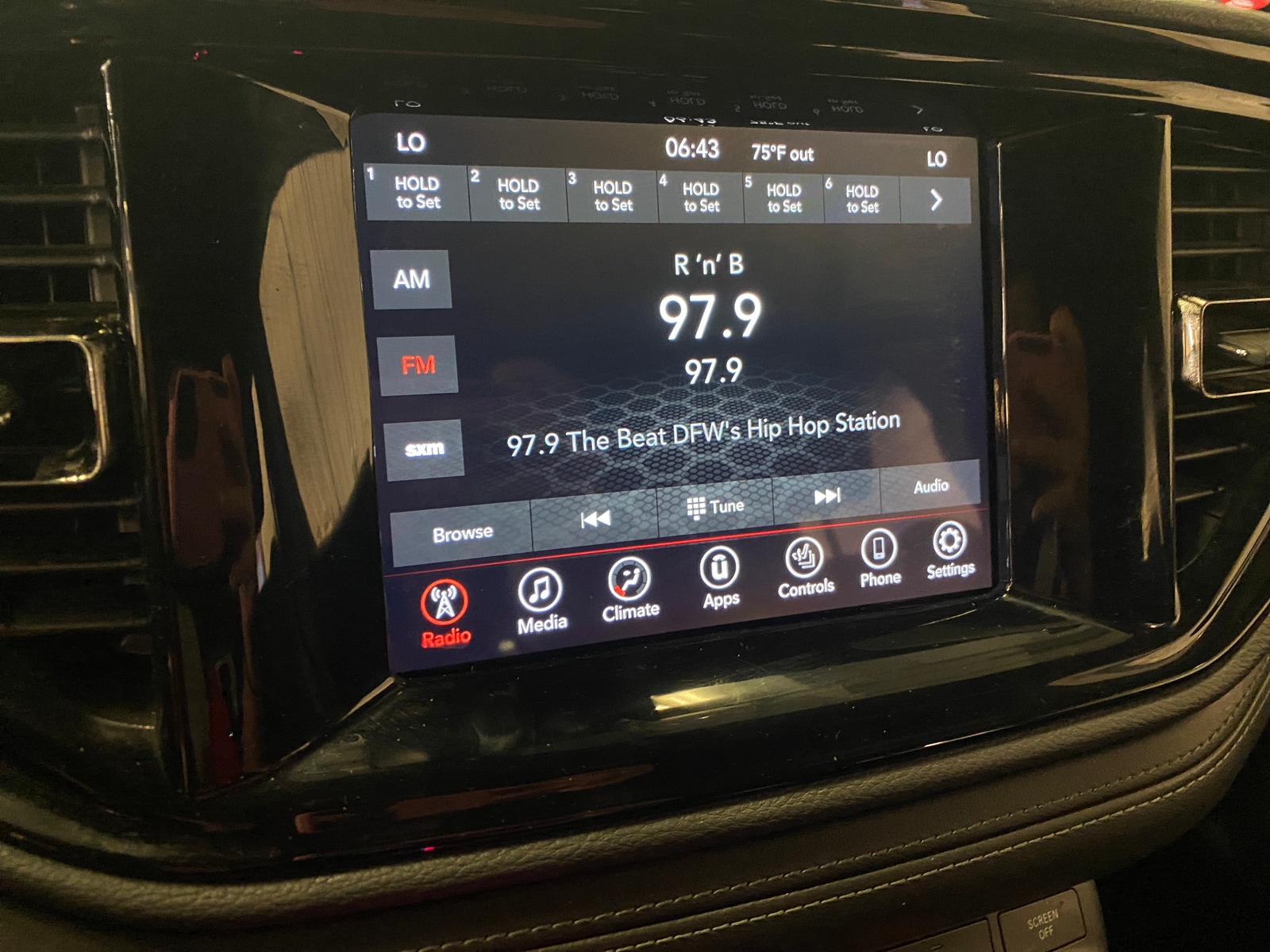 Thumbnail: 2022 Dodge Durango - 3