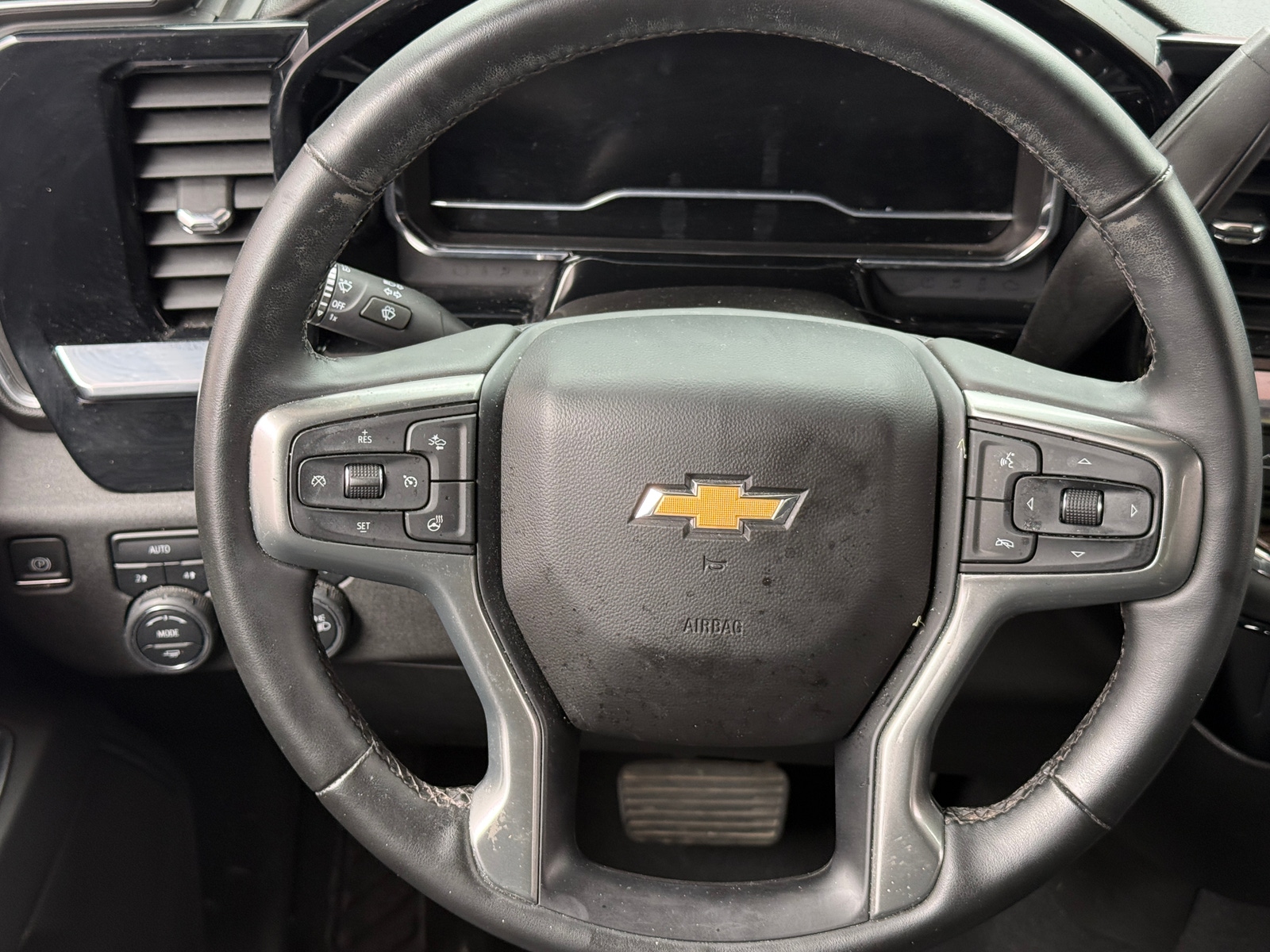 Thumbnail: 2023 Chevrolet Silverado 1500 - 5