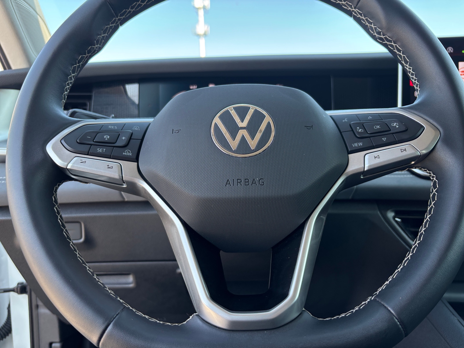 Thumbnail: 2026 Volkswagen Tiguan - 4