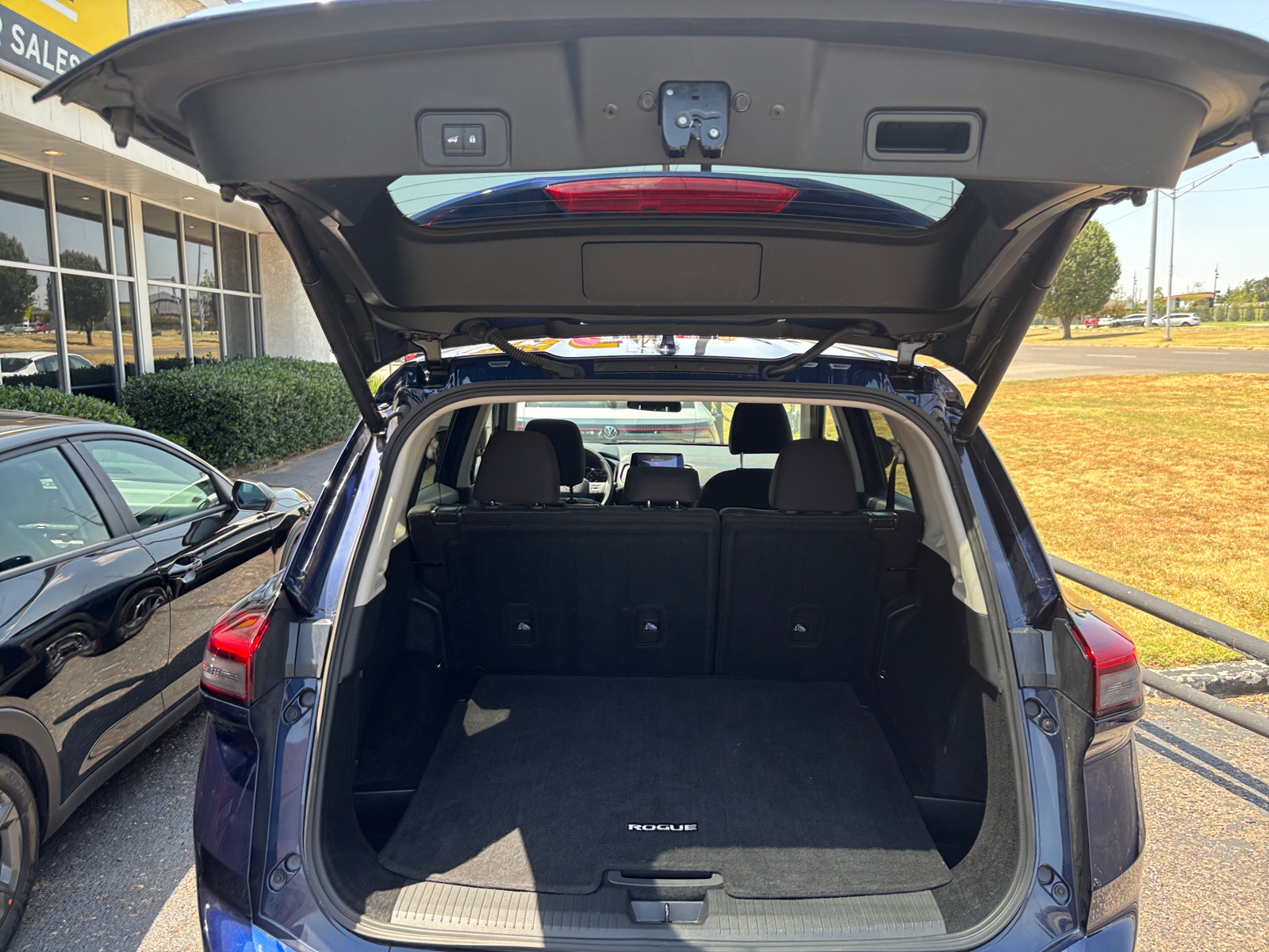 Thumbnail: 2026 Nissan Rogue - 6