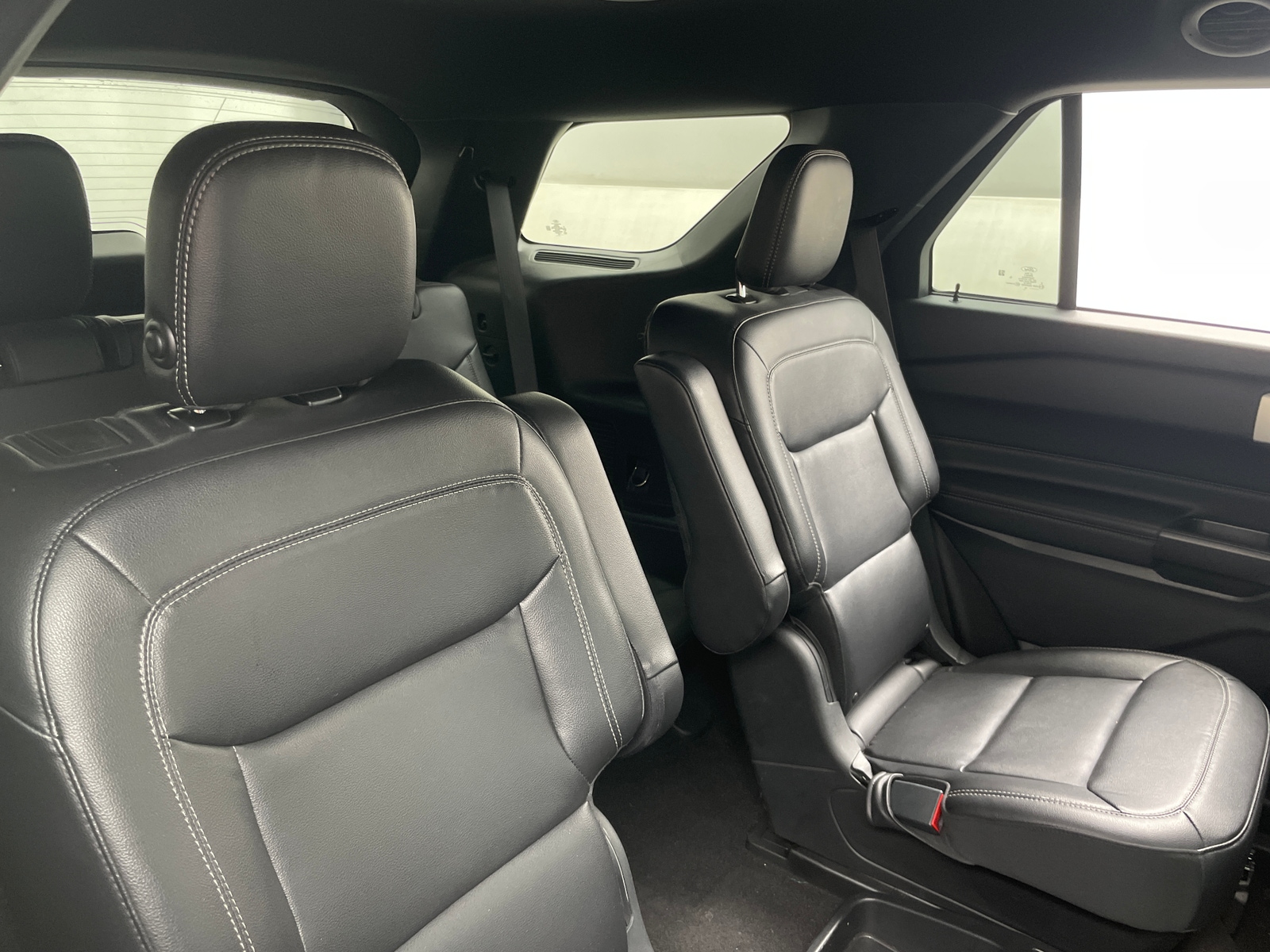 Thumbnail: 2020 Ford Explorer - 5