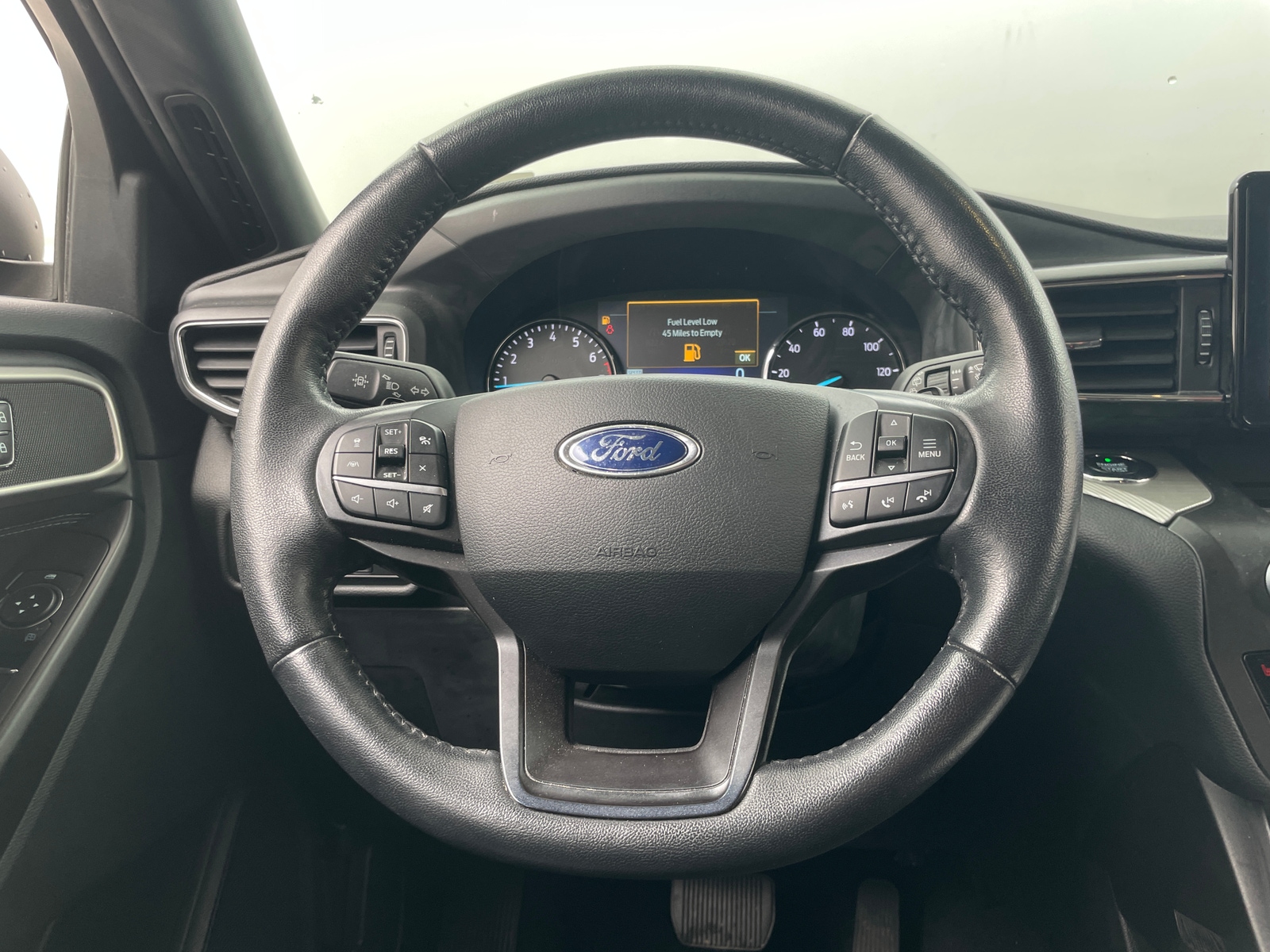 Thumbnail: 2020 Ford Explorer - 4