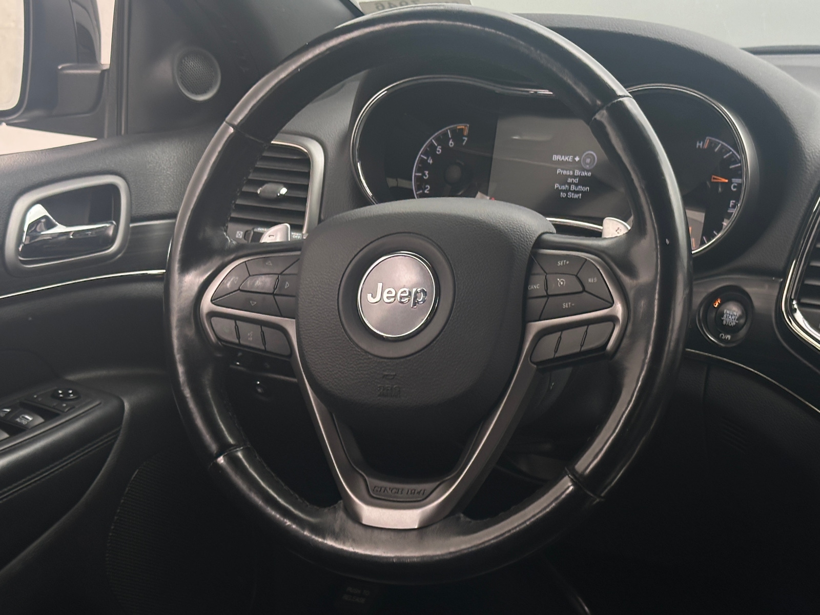 Thumbnail: 2019 Jeep Grand Cherokee - 4