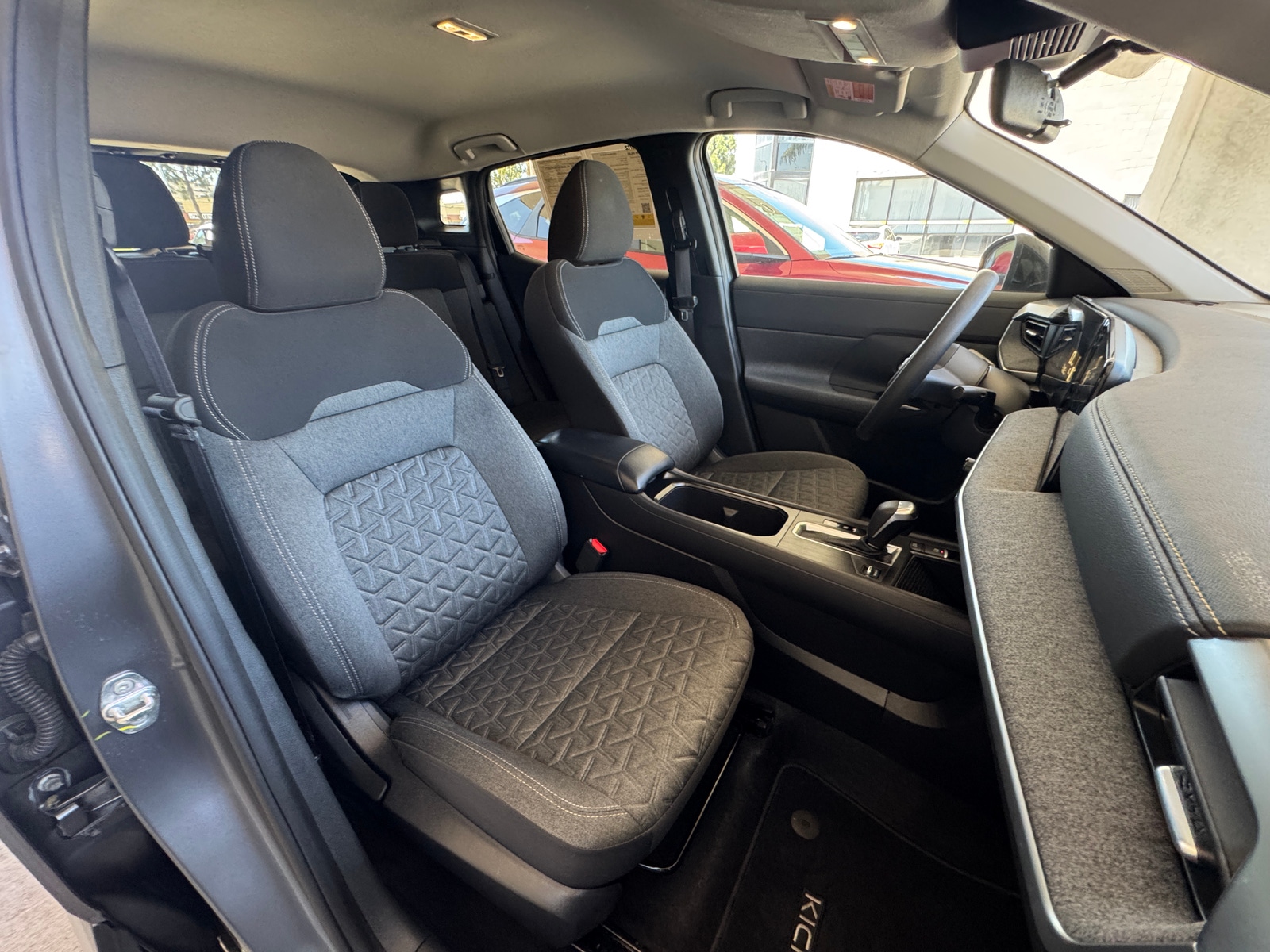 Thumbnail: 2026 Nissan Kicks - 2