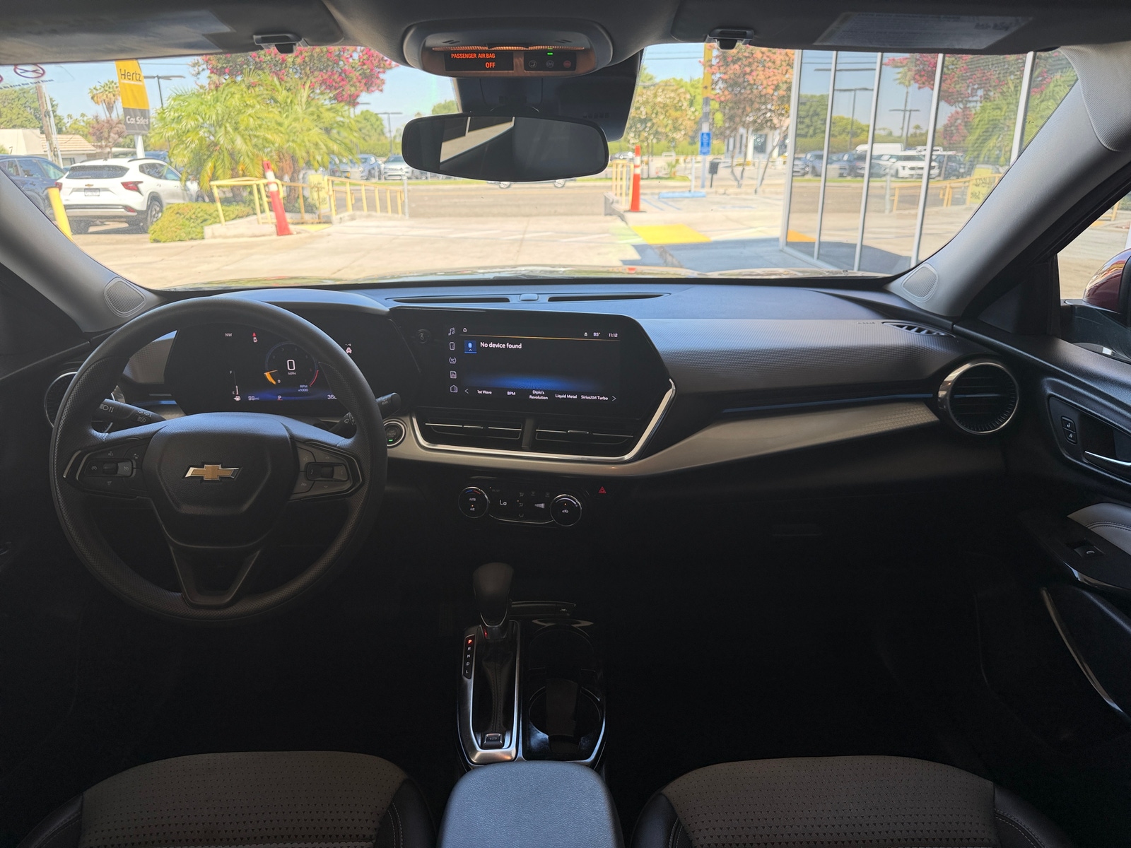 Thumbnail: 2025 Chevrolet Trax - 3