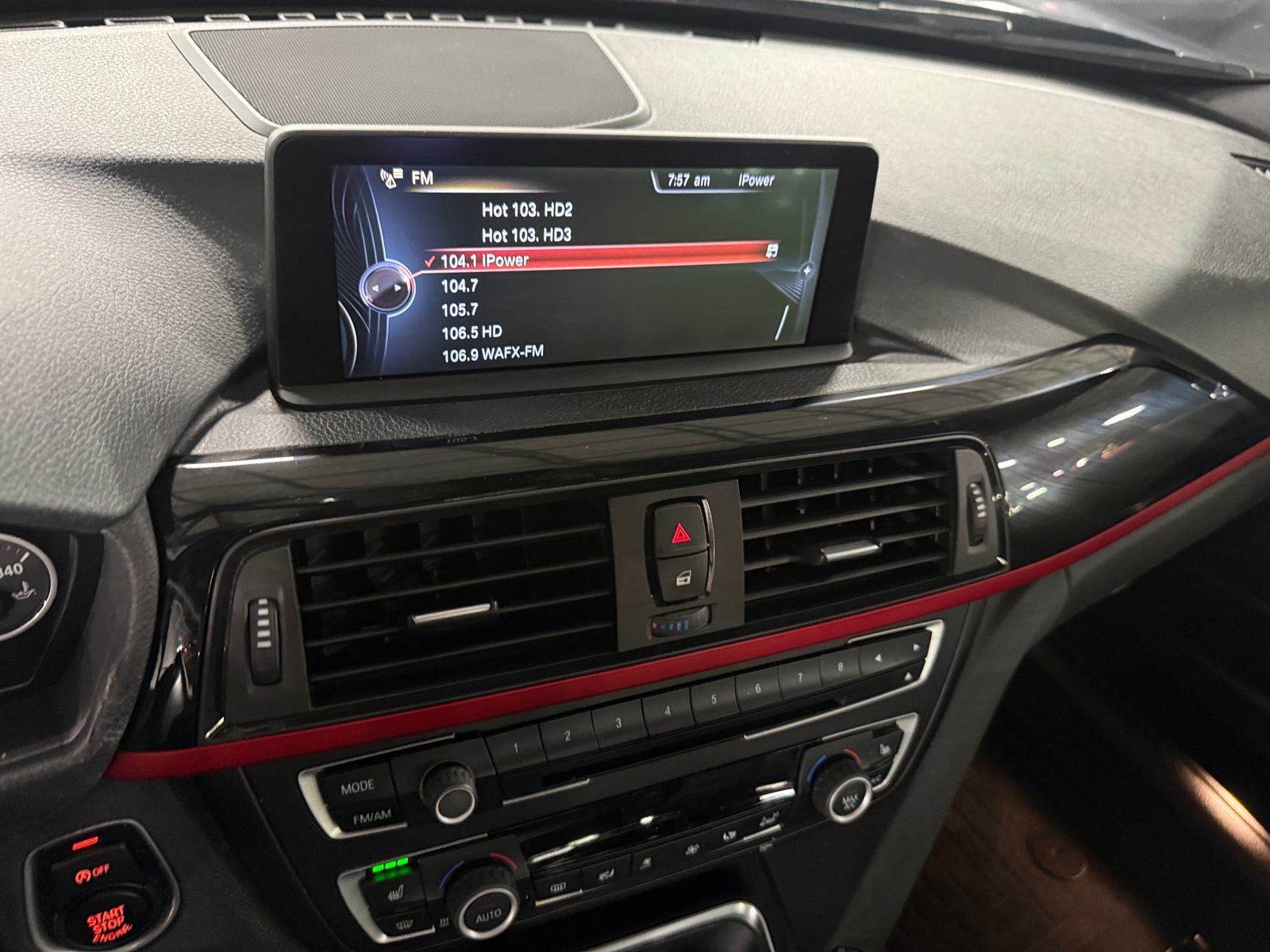 Thumbnail: 2014 BMW 3 Series - 3