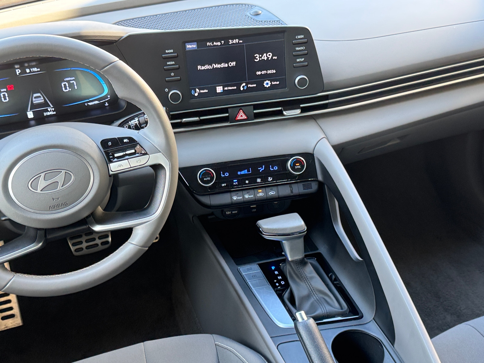 Thumbnail: 2026 Hyundai Elantra - 4