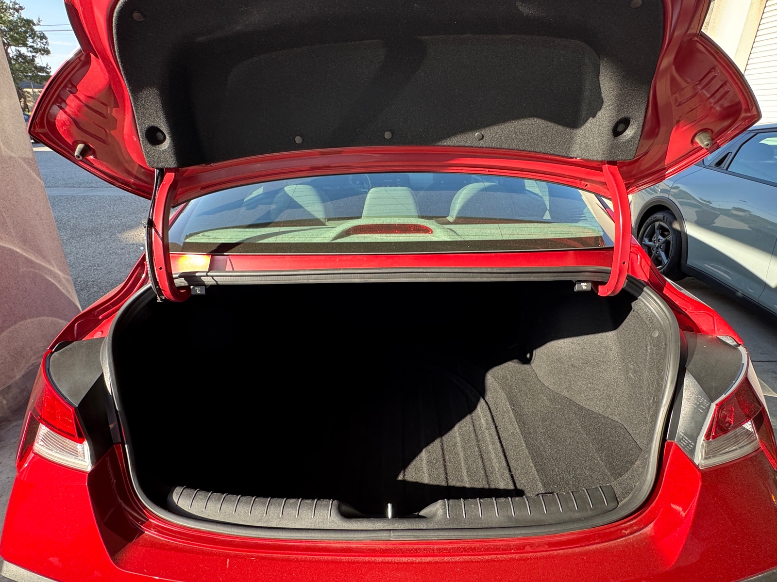 Thumbnail: 2026 Hyundai Elantra - 6