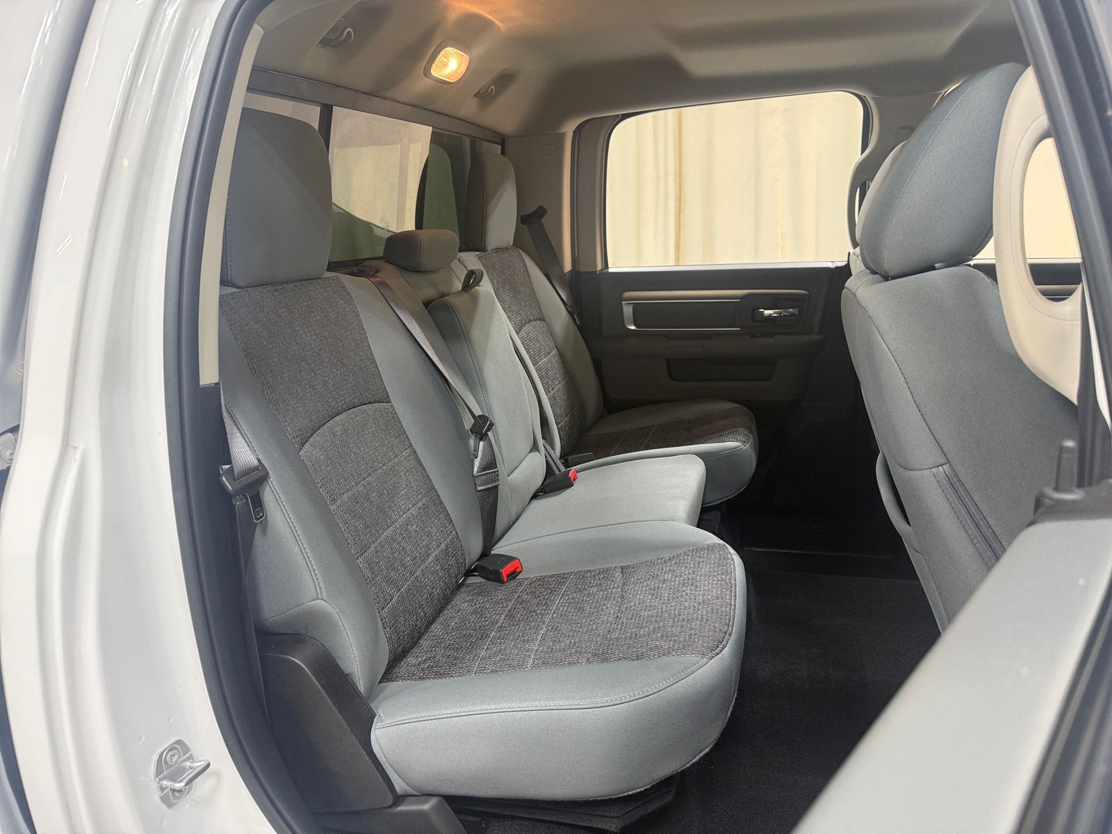 Thumbnail: 2019 RAM 1500 Classic - 6
