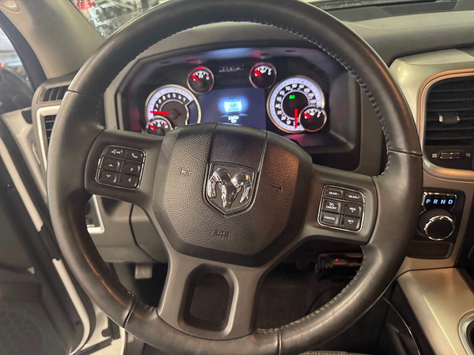 Thumbnail: 2019 RAM 1500 Classic - 5