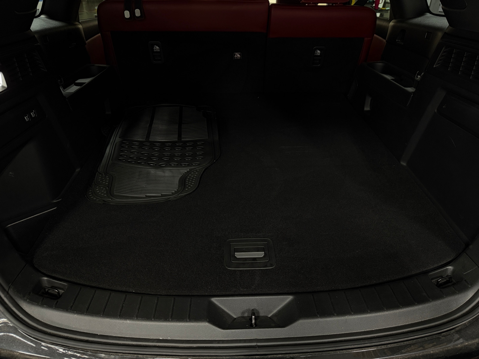 Thumbnail: 2025 Mazda CX-70 - 6
