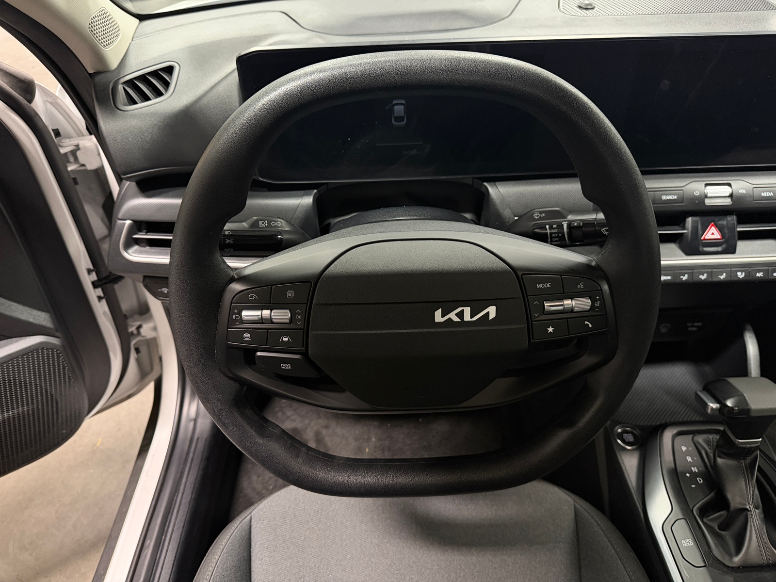 Thumbnail: 2025 Kia K4 - 5