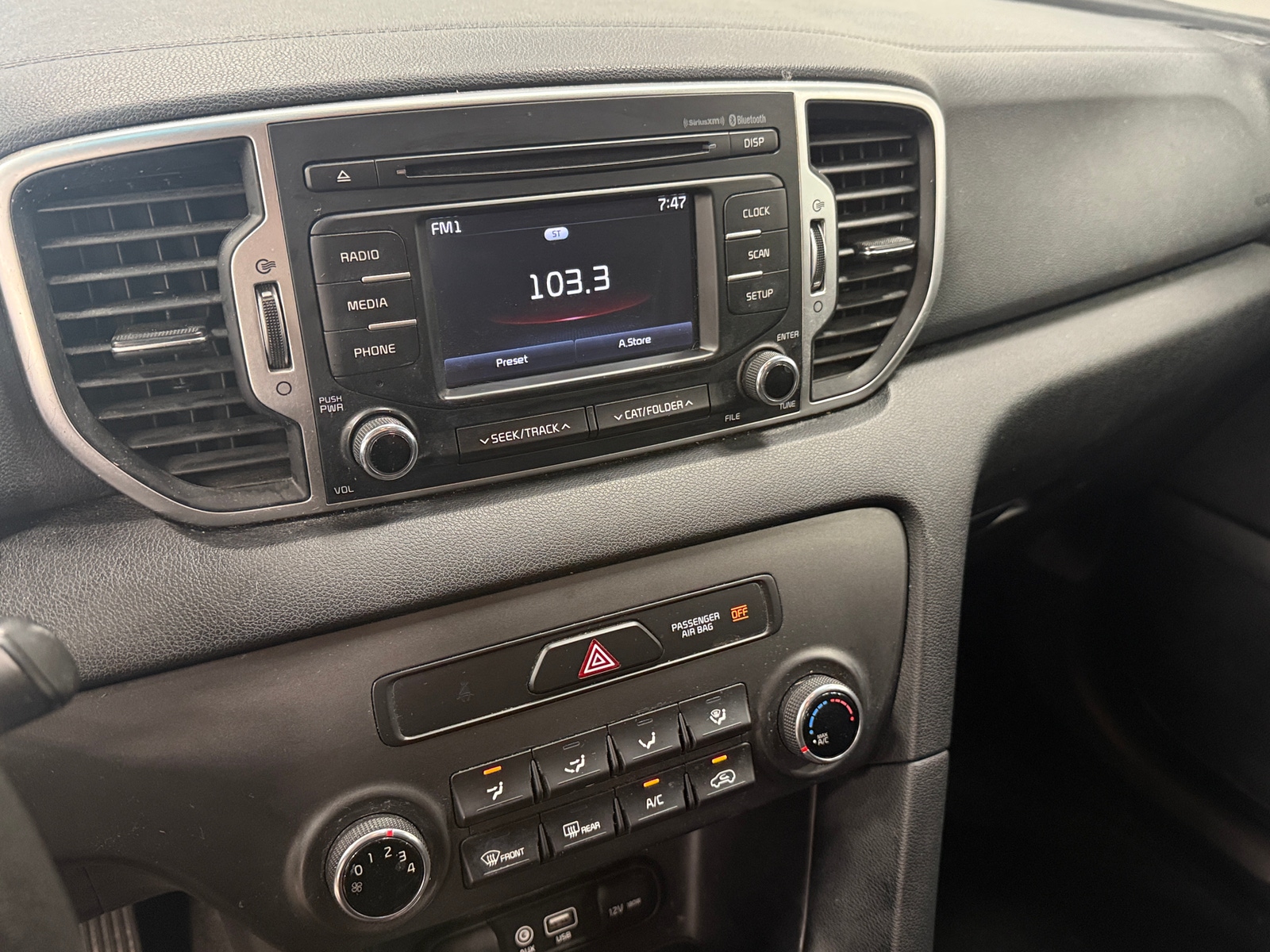 Thumbnail: 2019 Kia Sportage - 4