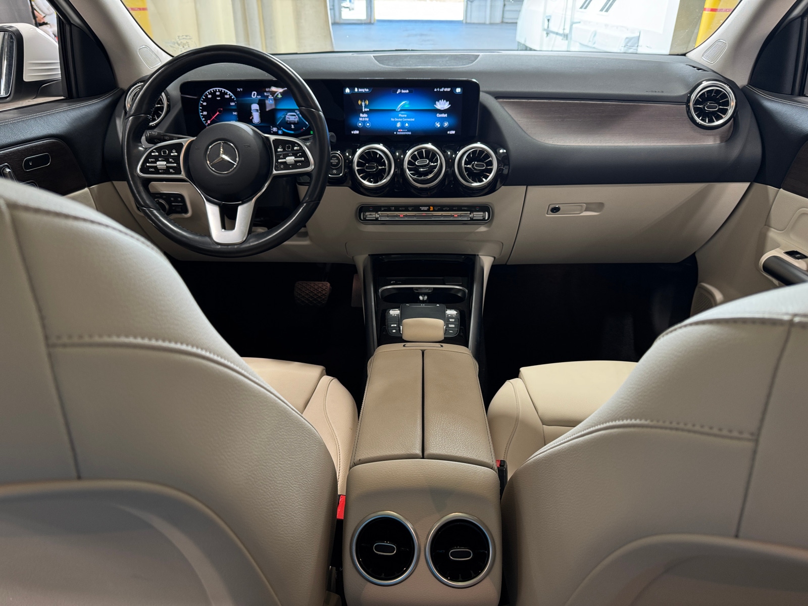 Thumbnail: 2023 Mercedes-Benz GLA - 2