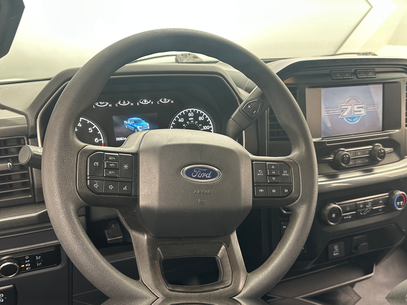 Thumbnail: 2023 Ford Econoline - 5