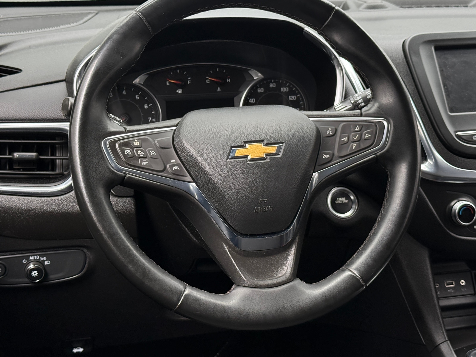 Thumbnail: 2023 Chevrolet Equinox - 5