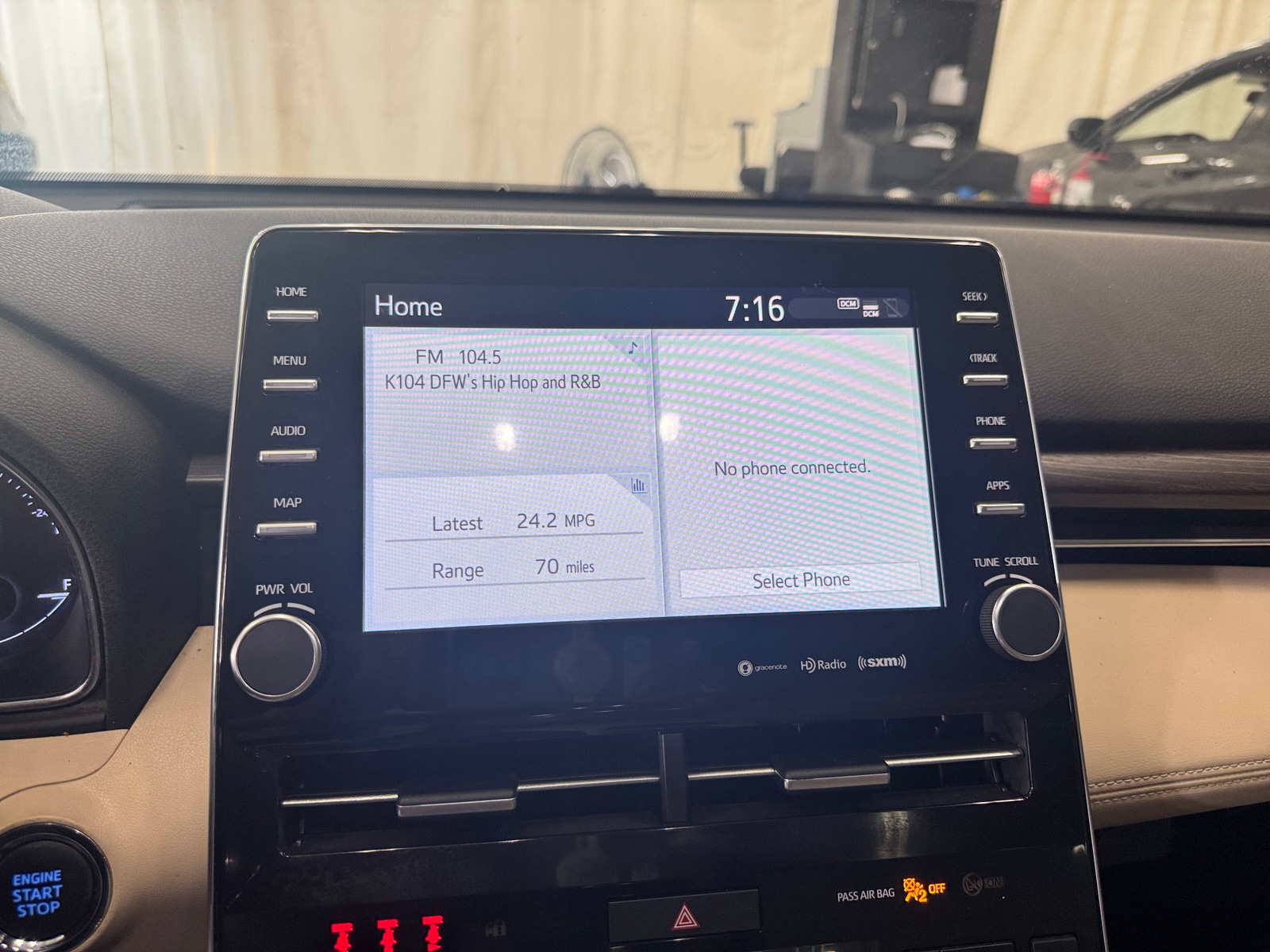Thumbnail: 2019 Toyota Avalon - 4