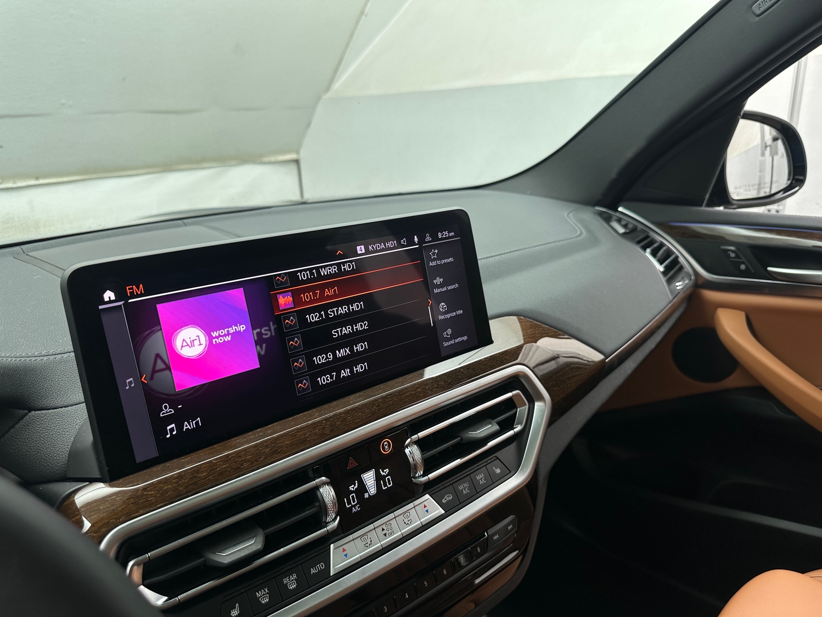 Thumbnail: 2023 BMW X3 - 3