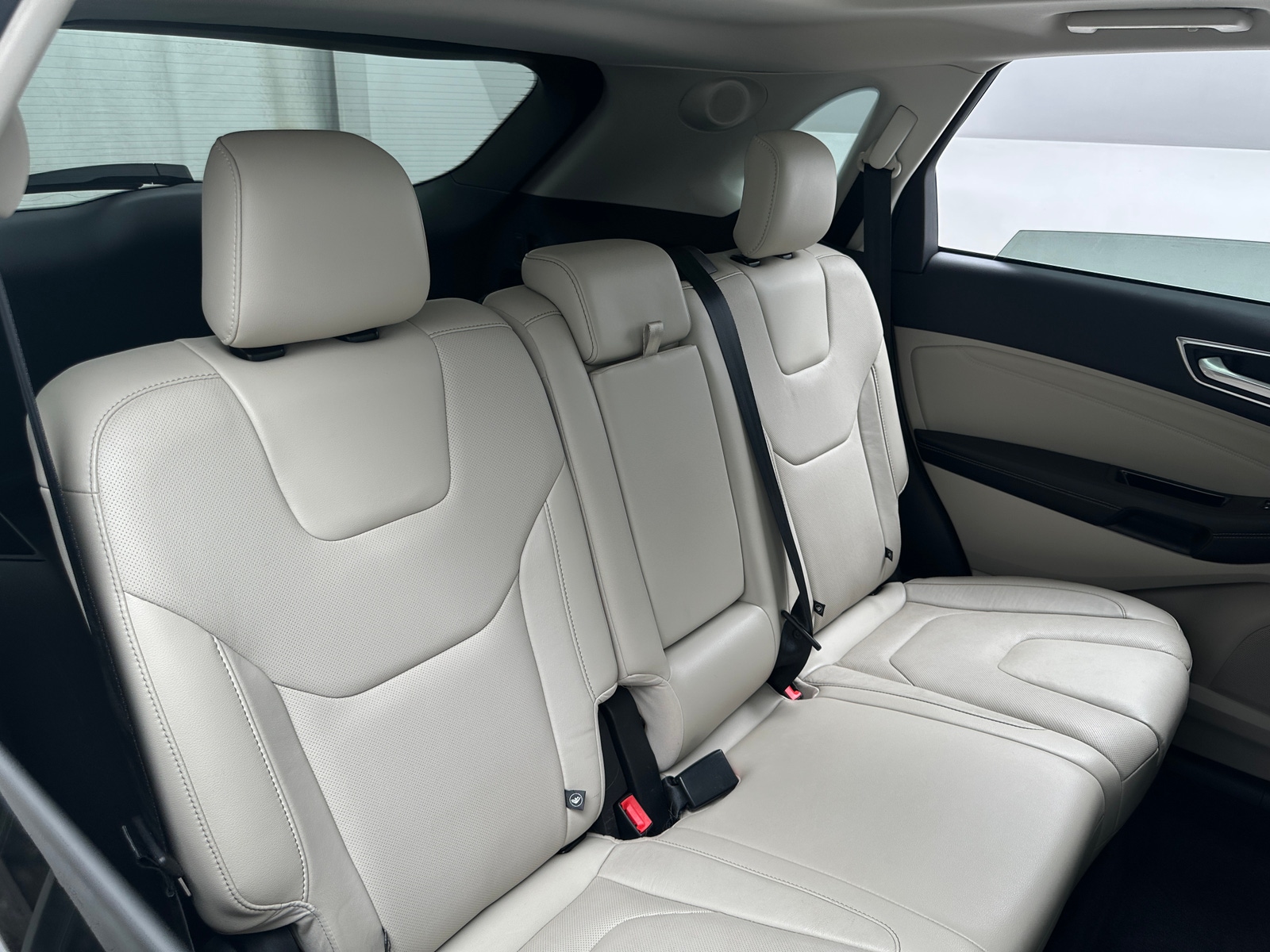 Thumbnail: 2016 Ford Edge - 5