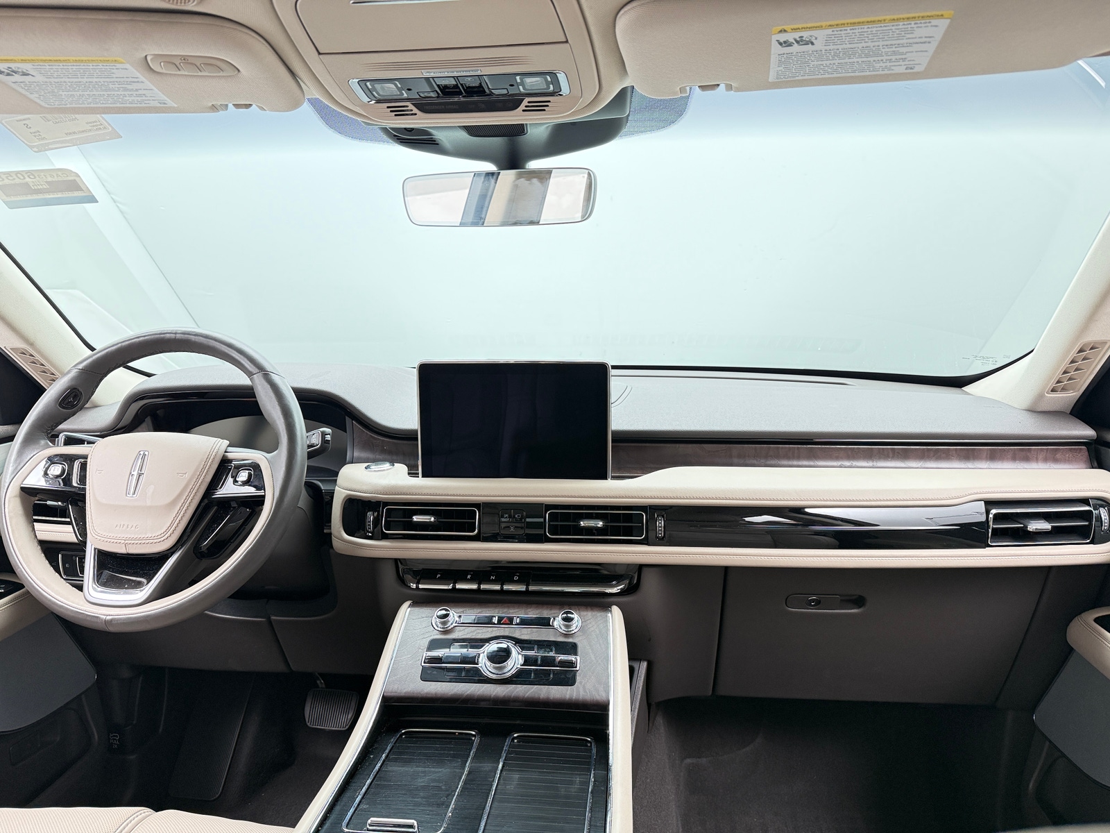 Thumbnail: 2022 Lincoln Aviator - 2