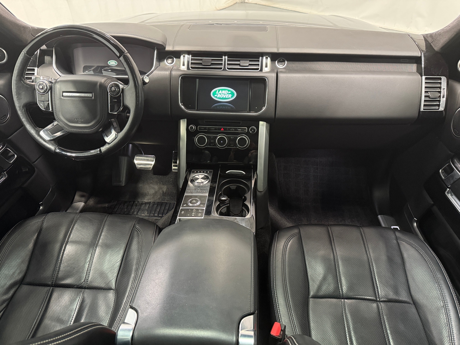 Thumbnail: 2015 Land Rover Range Rover - 2