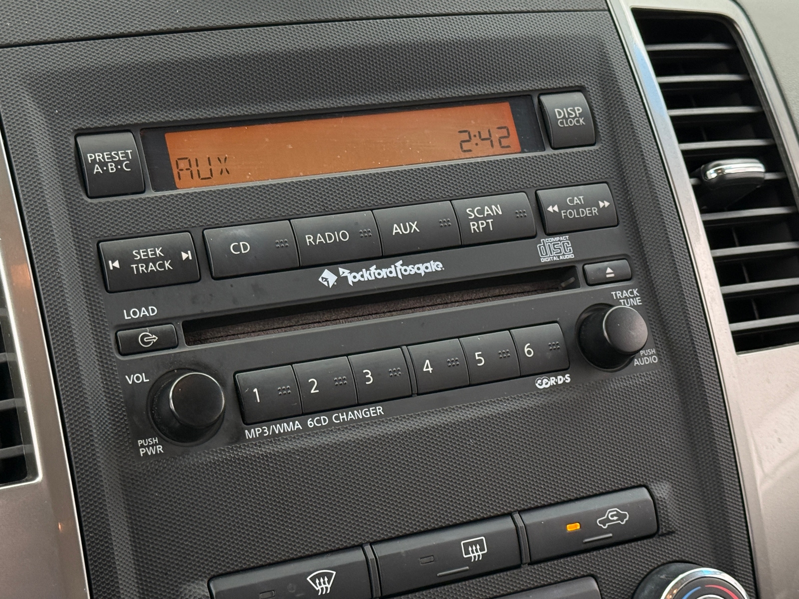 Thumbnail: 2010 Nissan Frontier - 3