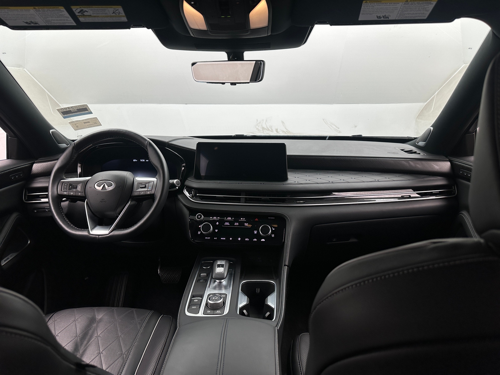 Thumbnail: 2025 INFINITI QX60 - 2