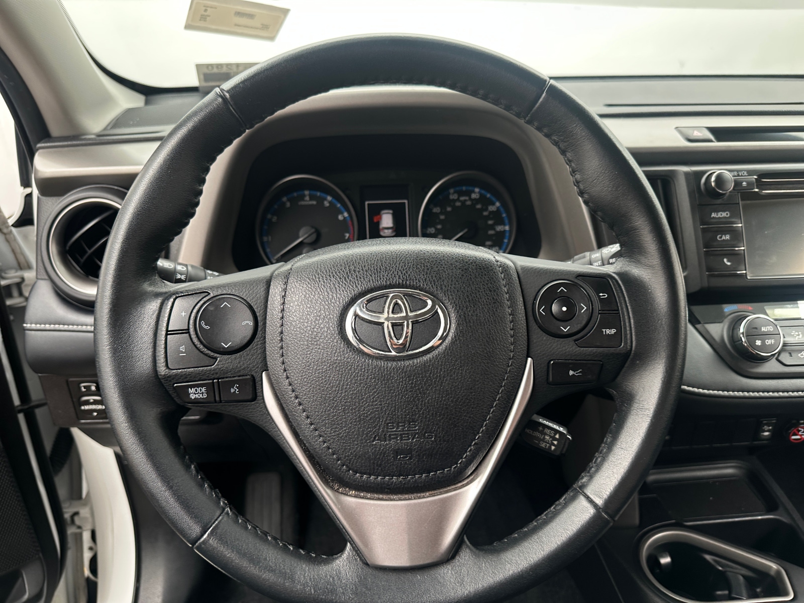 Thumbnail: 2018 Toyota RAV4 - 5